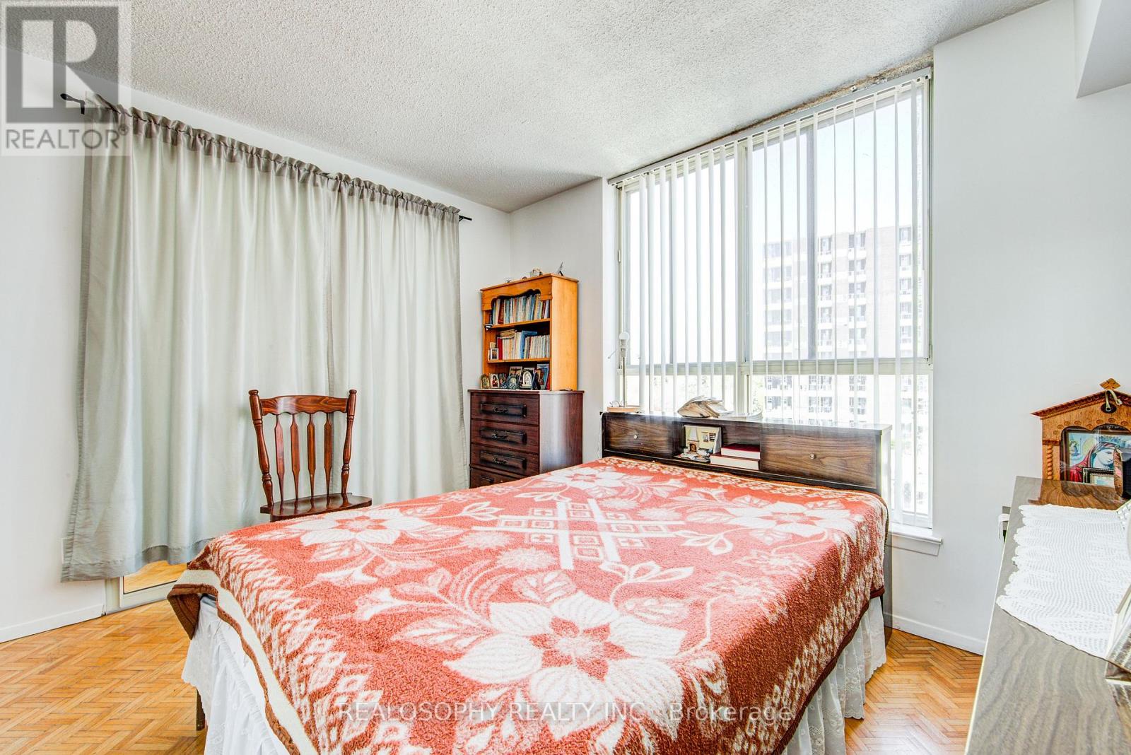 756 - 24 Southport Street, Toronto, Ontario  M6S 4Z1 - Photo 11 - W13086924
