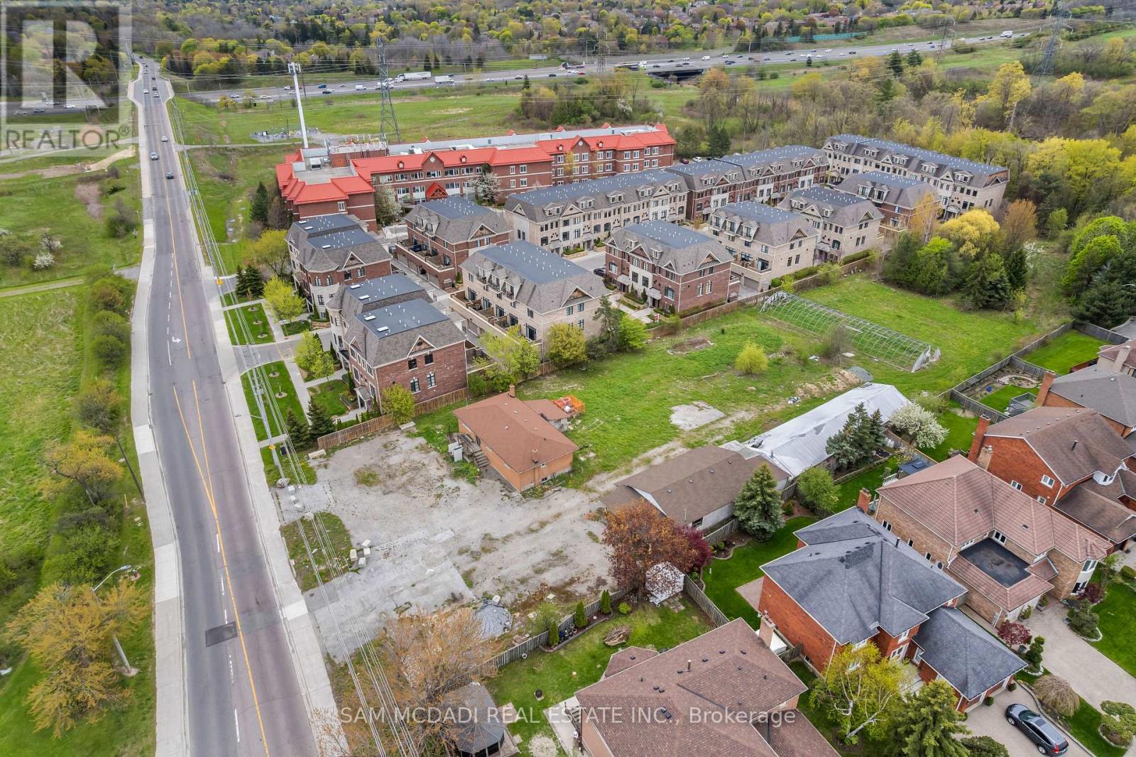 4410 Mississauga Road, Mississauga, Ontario  L5M 7C8 - Photo 4 - W13137318