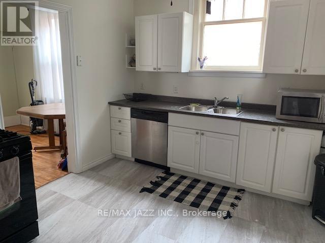 177 Athol Street E, Oshawa, Ontario  L1H 1K2 - Photo 10 - E13146352