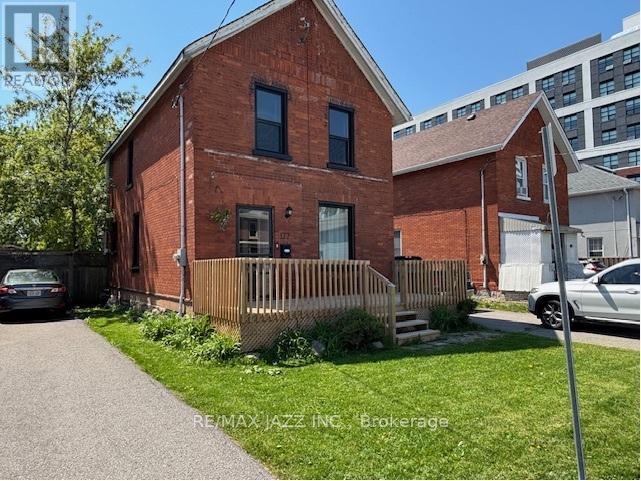177 Athol Street E, Oshawa, Ontario  L1H 1K2 - Photo 4 - E13146352
