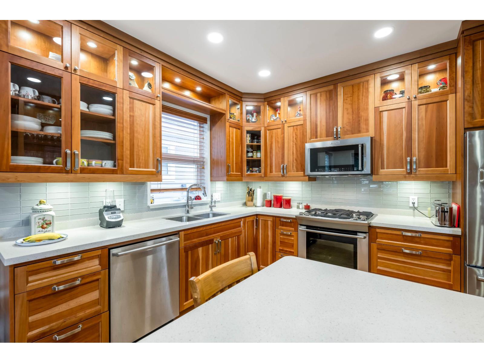 8 15055 20th Avenue, Surrey, British Columbia  V4A 9Y2 - Photo 9 - R3097496