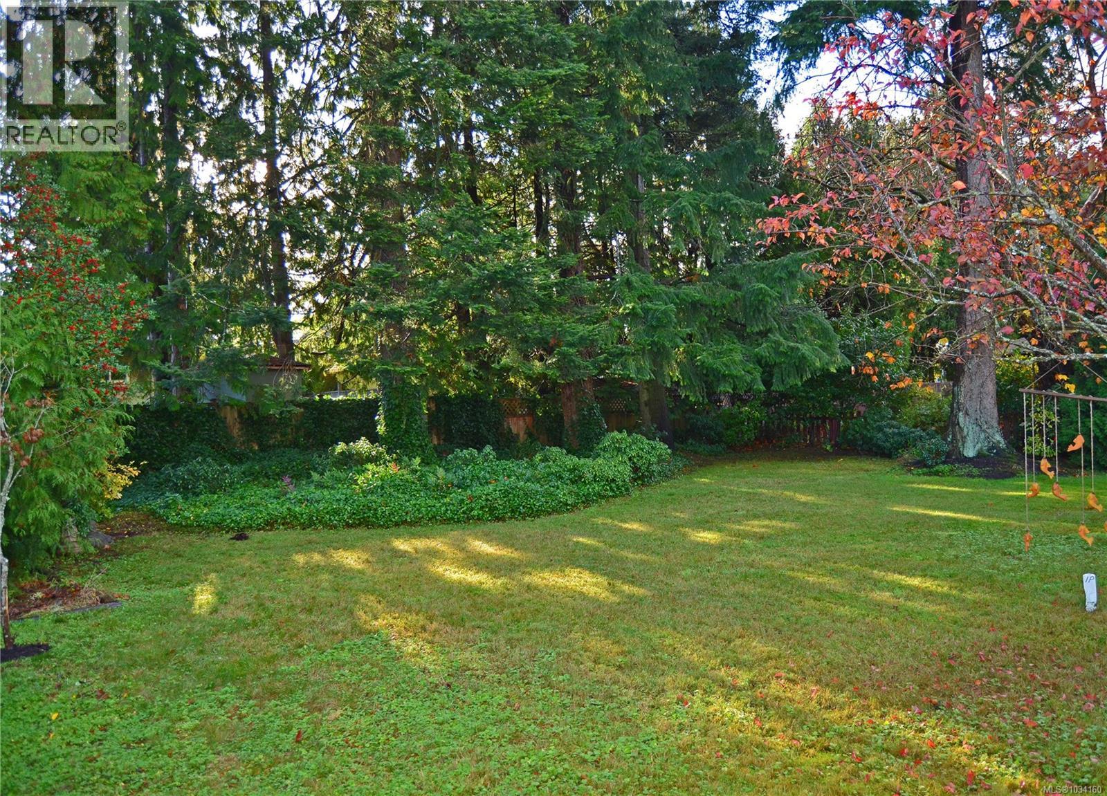 1838 Dunnett Cres, Saanich, British Columbia  V8N 2P5 - Photo 12 - 1034160