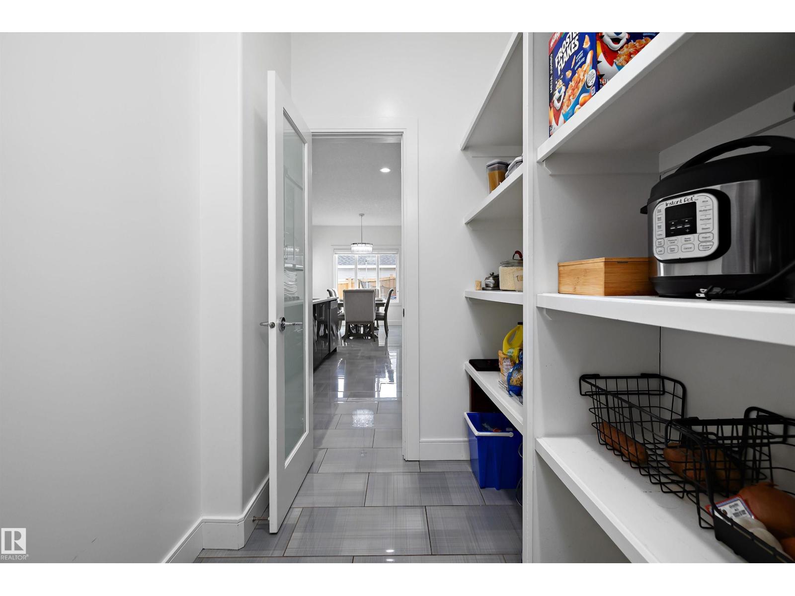 6303 169 Av Nw, Edmonton, Alberta  T5Y 3V4 - Photo 10 - E4488623
