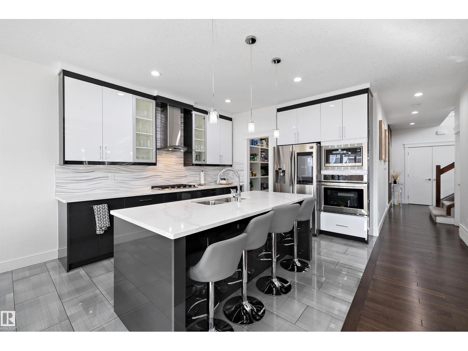6303 169 Av Nw, Edmonton, Alberta  T5Y 3V4 - Photo 18 - E4488623
