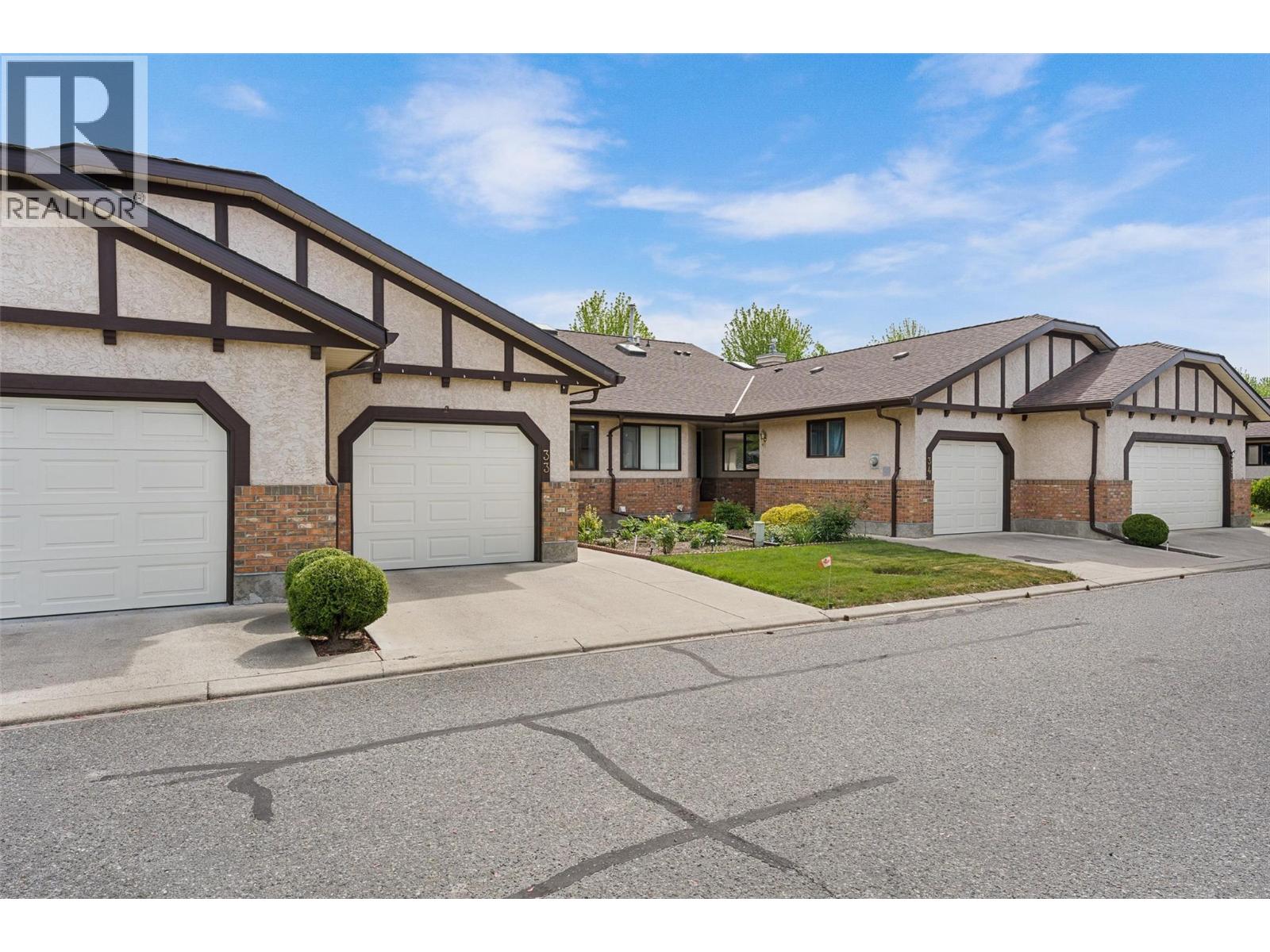 2200 Gordon Drive Unit# 33, Kelowna, British Columbia  V1Y 8T7 - Photo 3 - 10387937