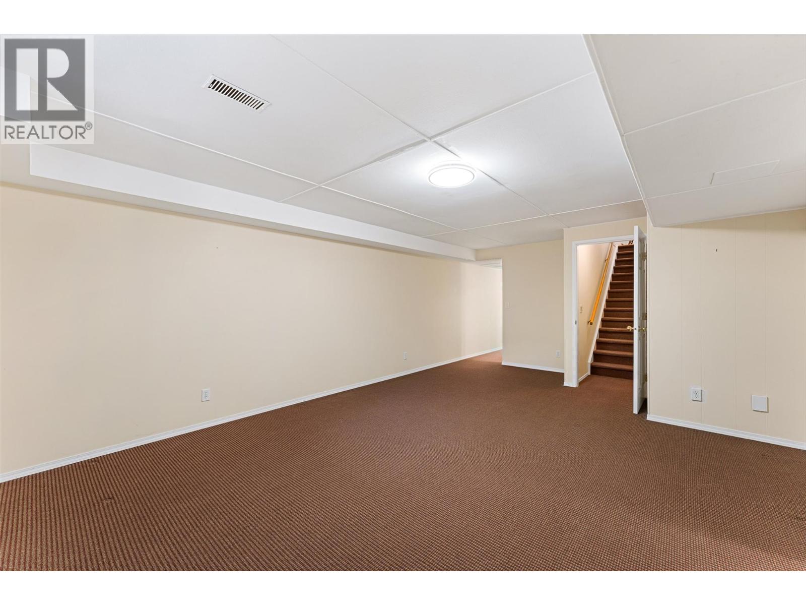 2200 Gordon Drive Unit# 33, Kelowna, British Columbia  V1Y 8T7 - Photo 29 - 10387937