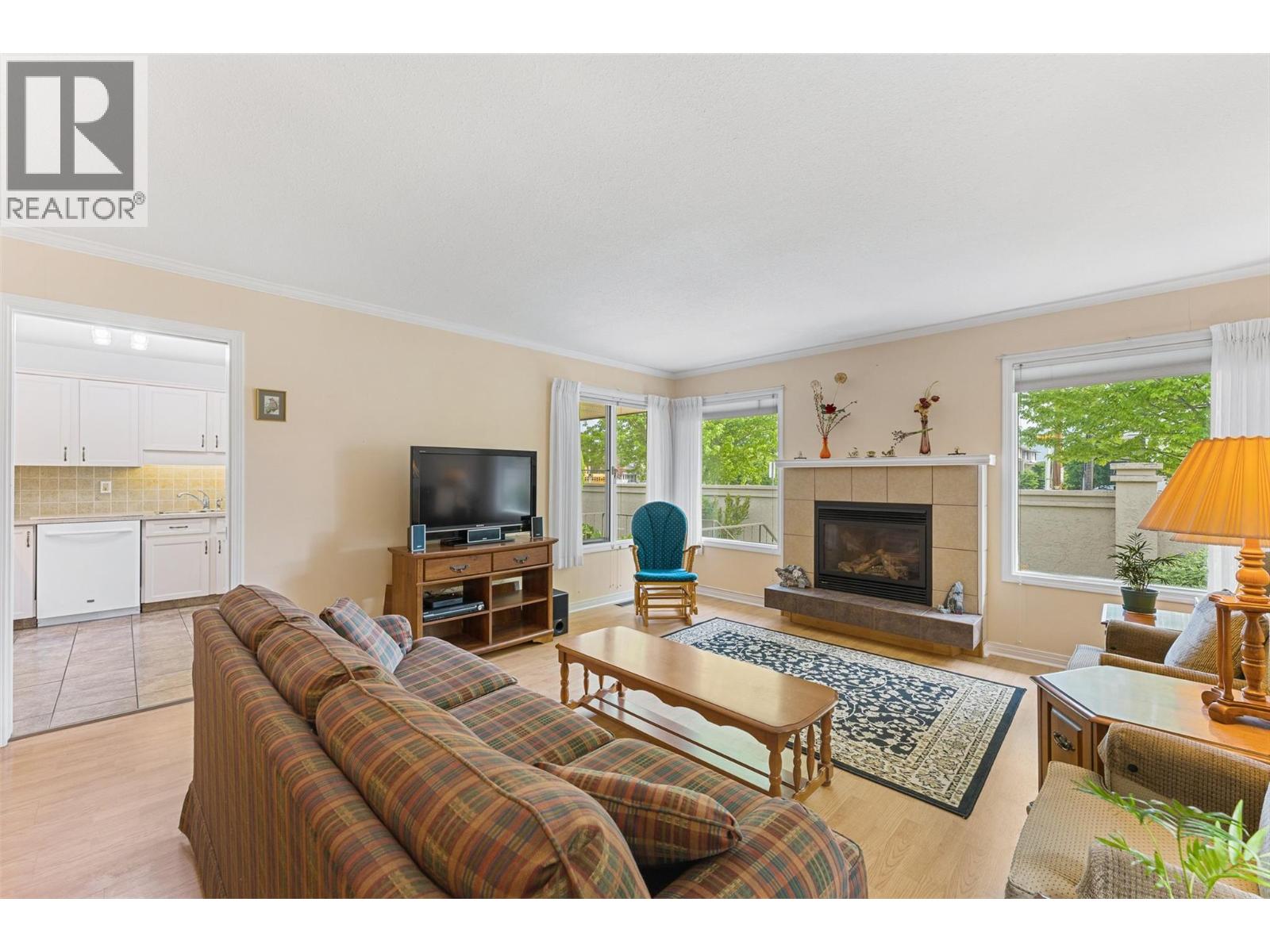 2200 Gordon Drive Unit# 33, Kelowna, British Columbia  V1Y 8T7 - Photo 17 - 10387937