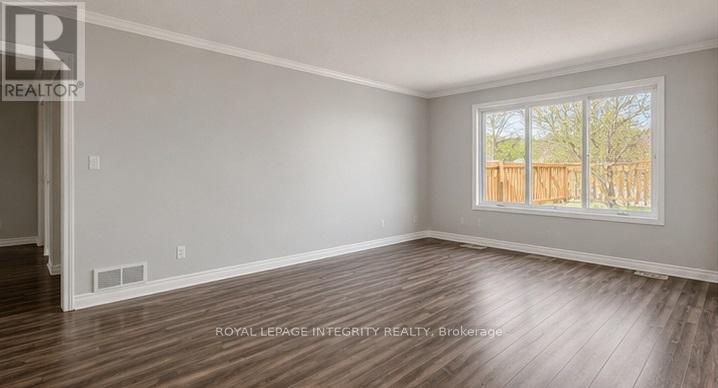 65 Rothesay Drive, Ottawa, Ontario K2L 1N6 - Photo 3 - X13146204