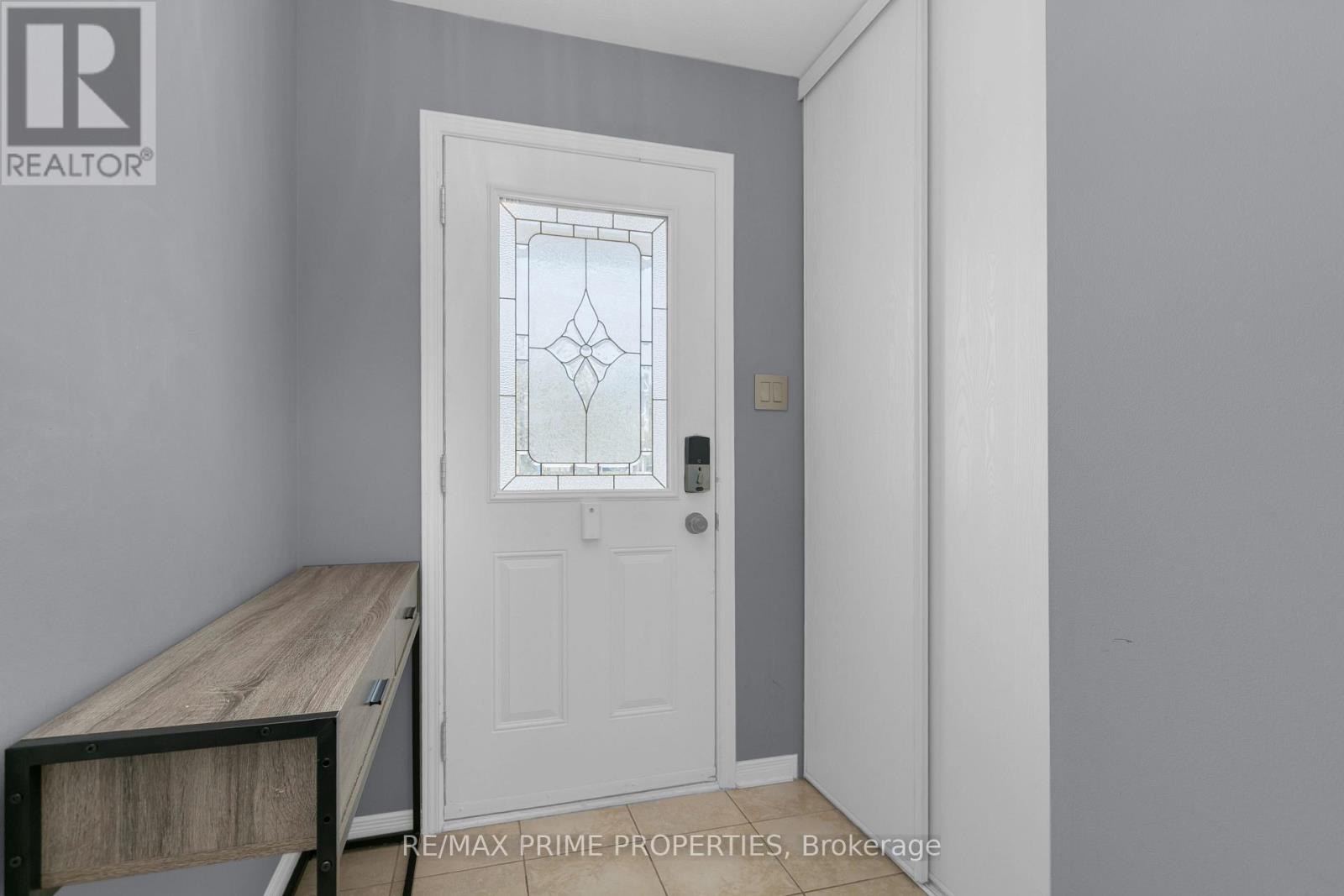 103 Freeport Drive, Ottawa, Ontario  K2M 0A8 - Photo 4 - X13146252