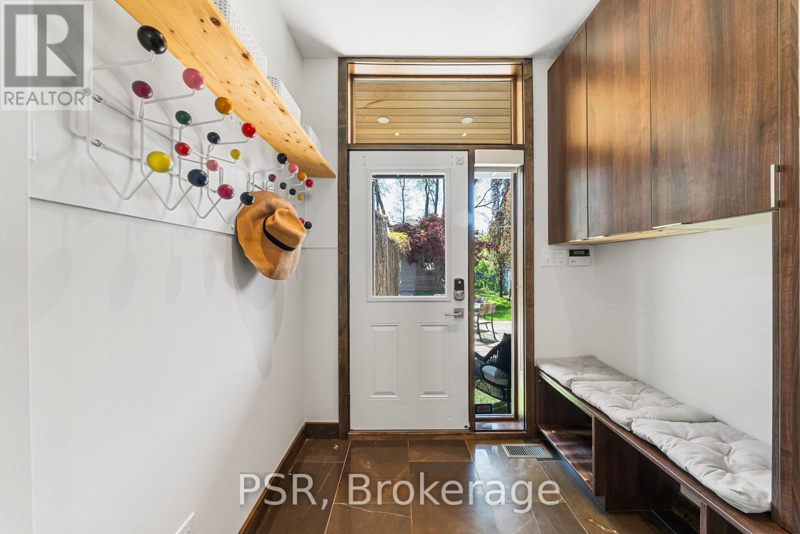 444 Winnett Avenue, Toronto, Ontario  M6C 3M4 - Photo 14 - C13146210