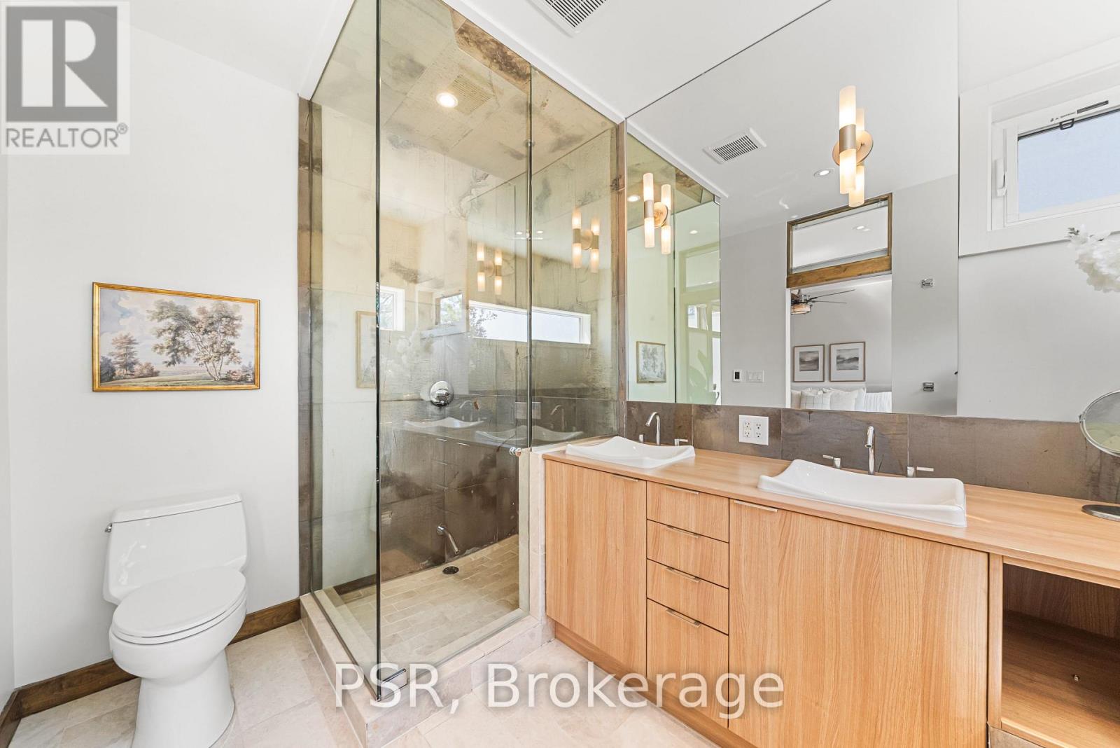 444 Winnett Avenue, Toronto, Ontario  M6C 3M4 - Photo 21 - C13146210