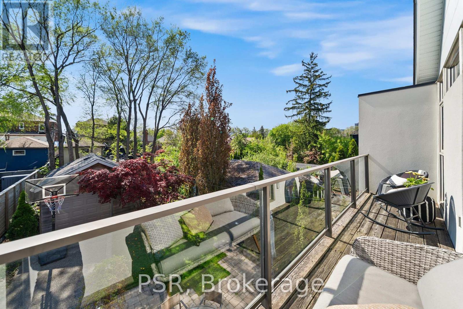 444 Winnett Avenue, Toronto, Ontario  M6C 3M4 - Photo 22 - C13146210