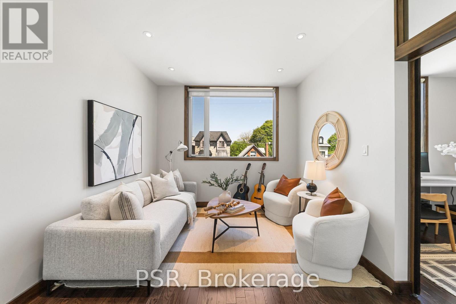 444 Winnett Avenue, Toronto, Ontario  M6C 3M4 - Photo 27 - C13146210