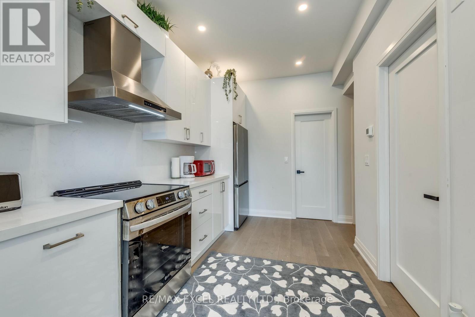 Unit A - 923 College Street, Toronto, Ontario  M6H 1A1 - Photo 13 - C13146322