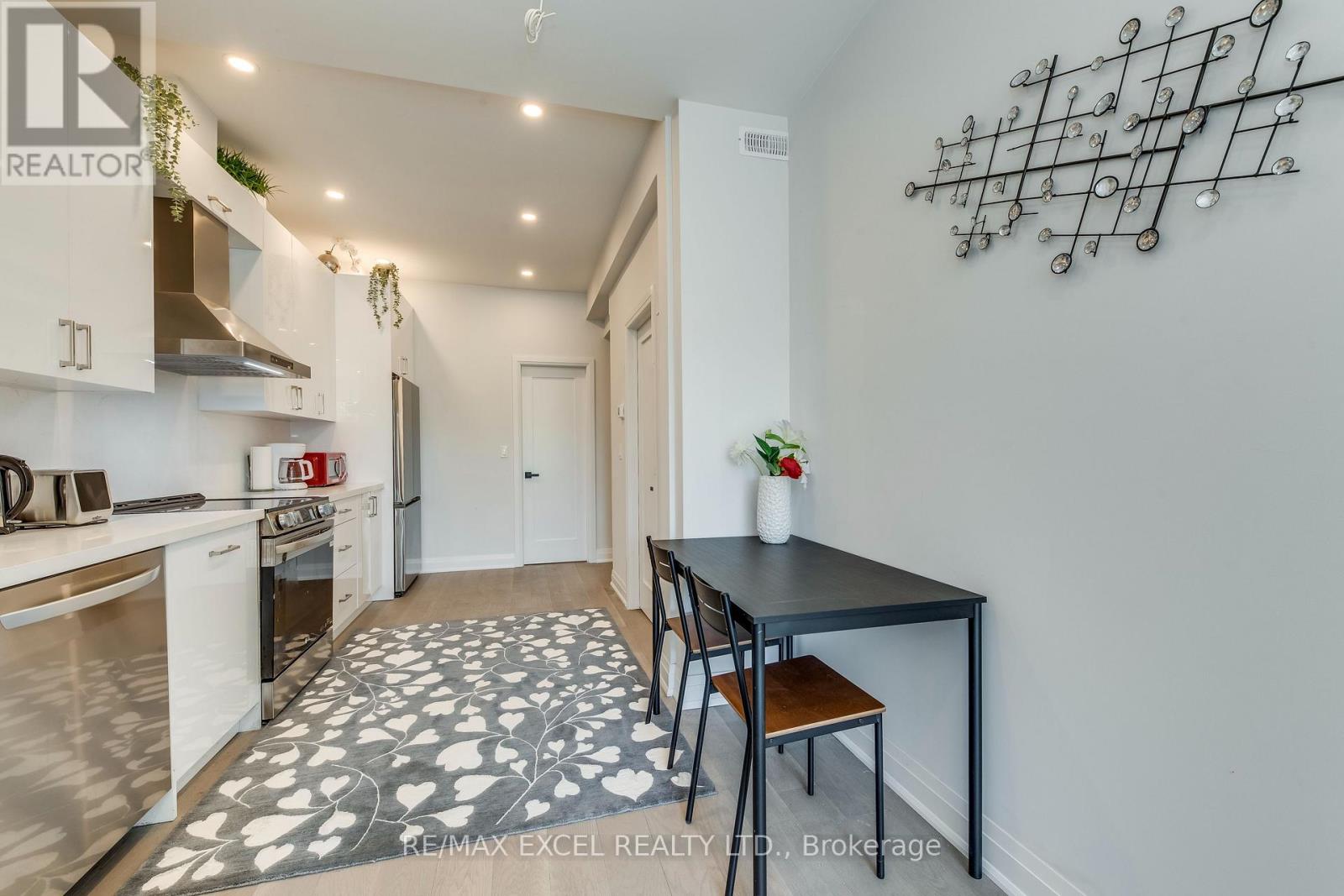 Unit A - 923 College Street, Toronto, Ontario  M6H 1A1 - Photo 16 - C13146322