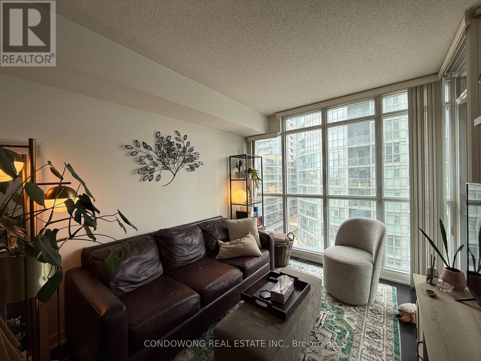 837 - 15 Iceboat Terrace, Toronto, Ontario  M5V 4A5 - Photo 3 - C13146378