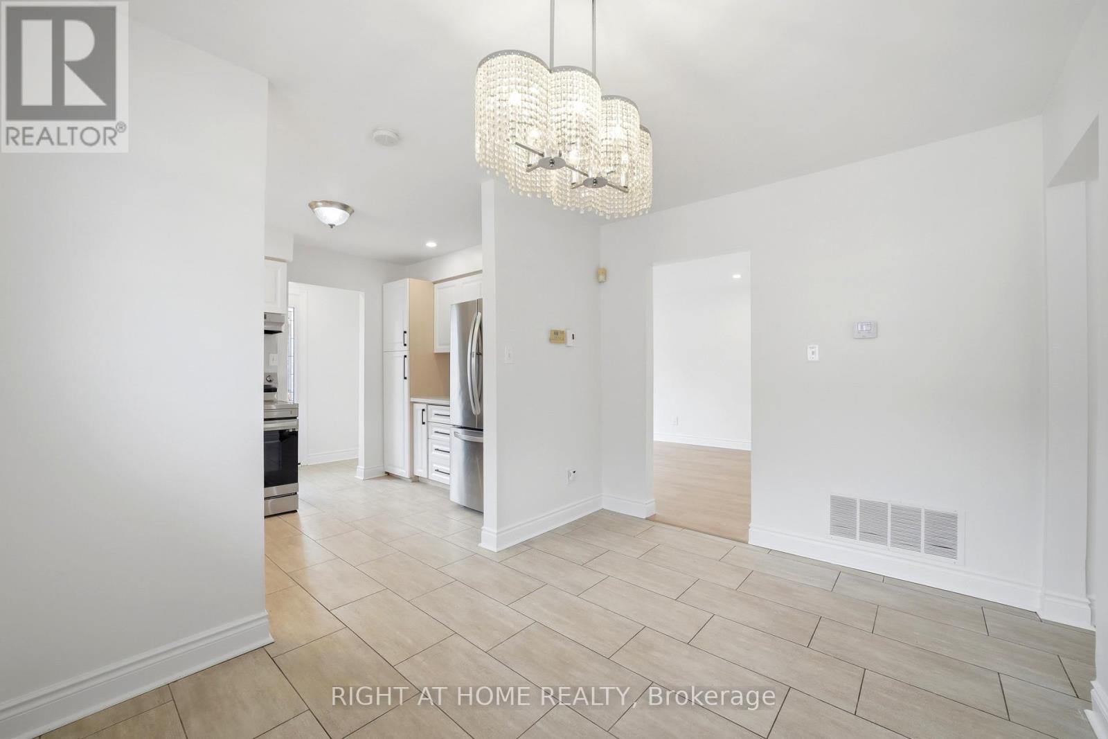 839 Glen Street, Oshawa, Ontario  L1J 3T9 - Photo 13 - E13146256