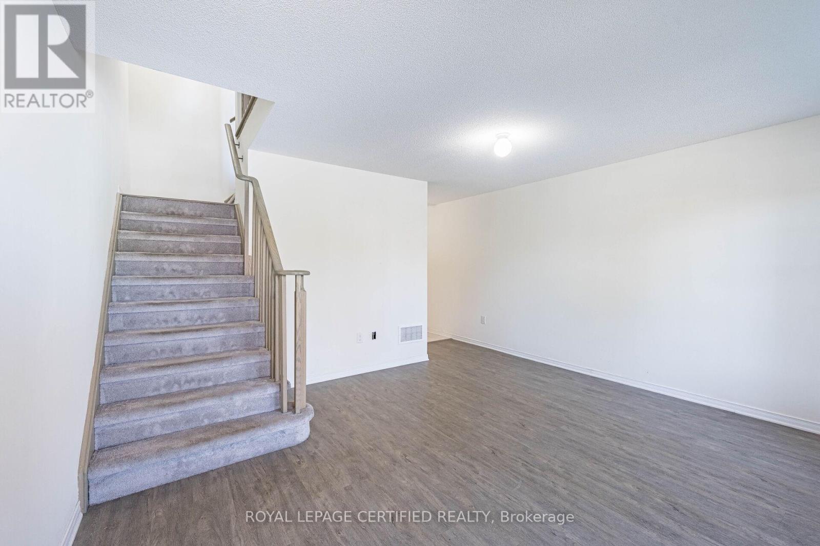 529 Old Harwood Avenue, Ajax, Ontario  L1Z 0V2 - Photo 11 - E13146328