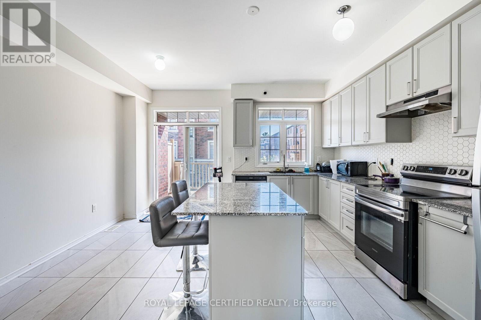 529 Old Harwood Avenue, Ajax, Ontario  L1Z 0V2 - Photo 18 - E13146328