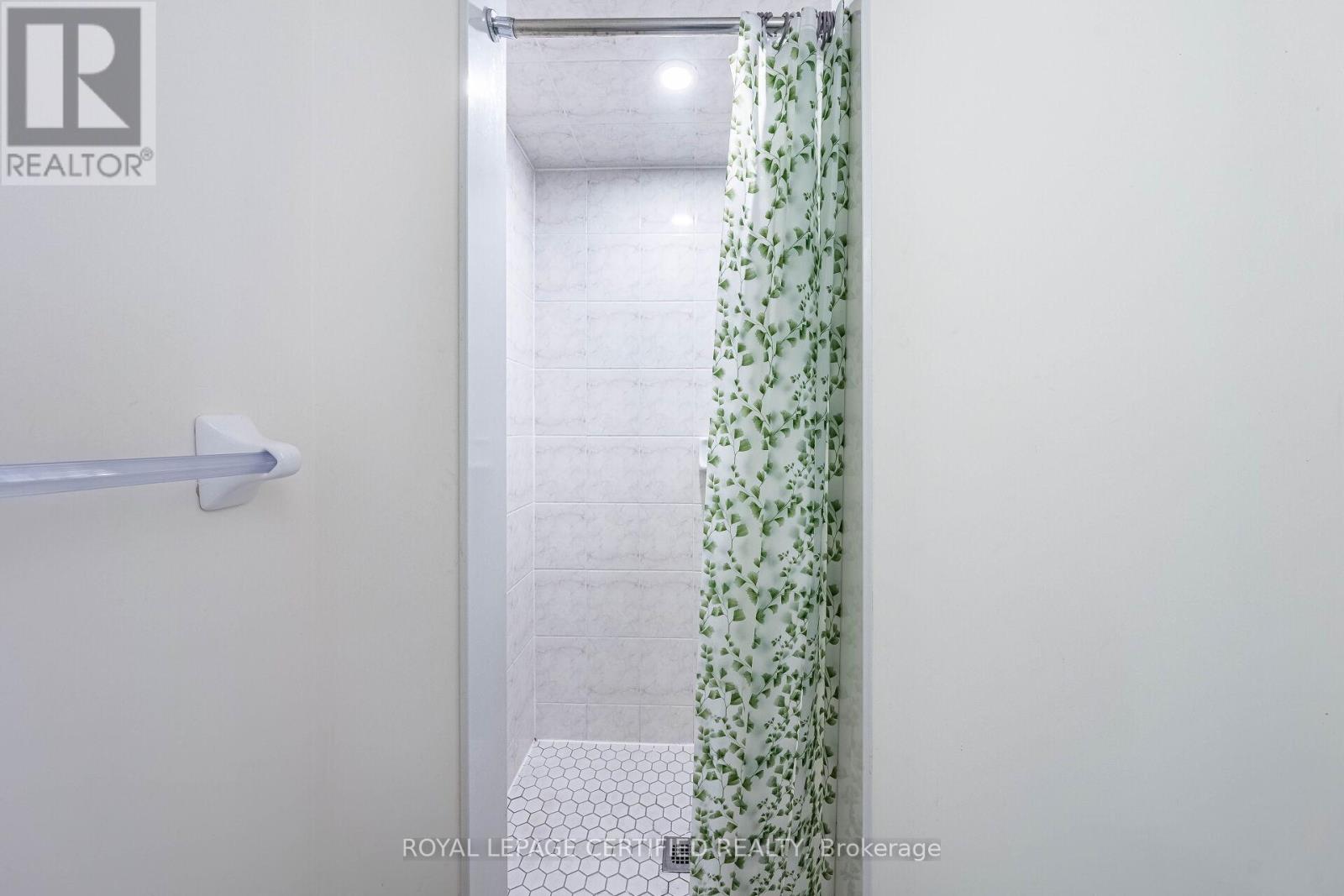 529 Old Harwood Avenue, Ajax, Ontario  L1Z 0V2 - Photo 41 - E13146328