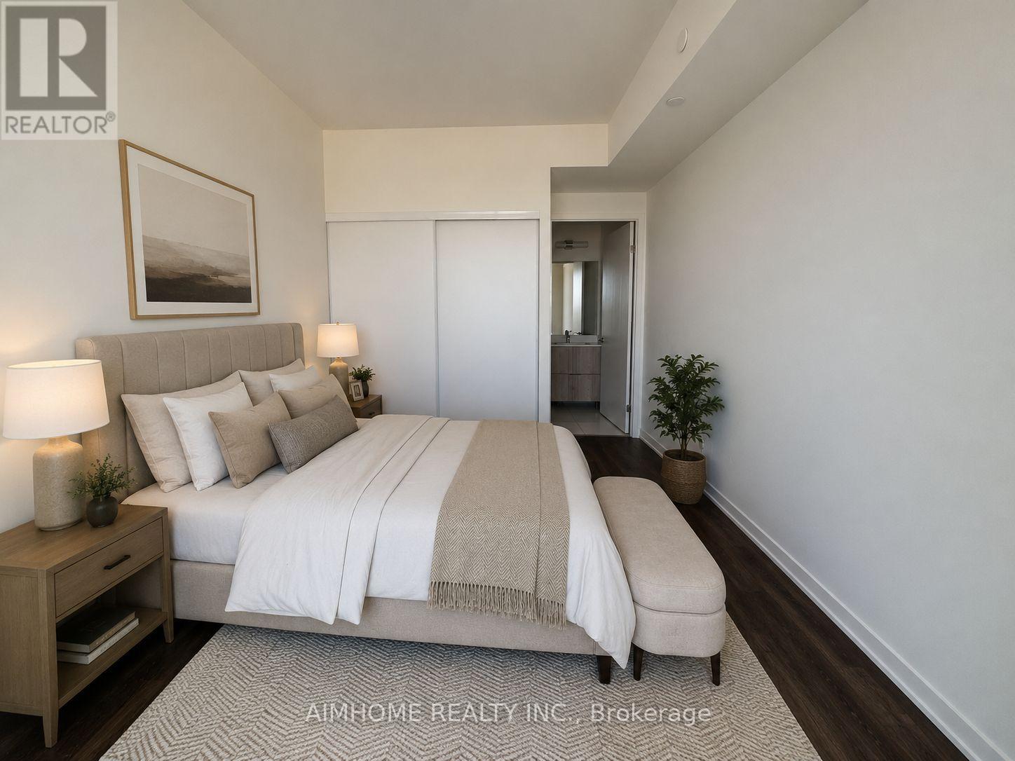 829 - 2 David Eyer Road E, Richmond Hill, Ontario  L4S 0N6 - Photo 2 - N13122054