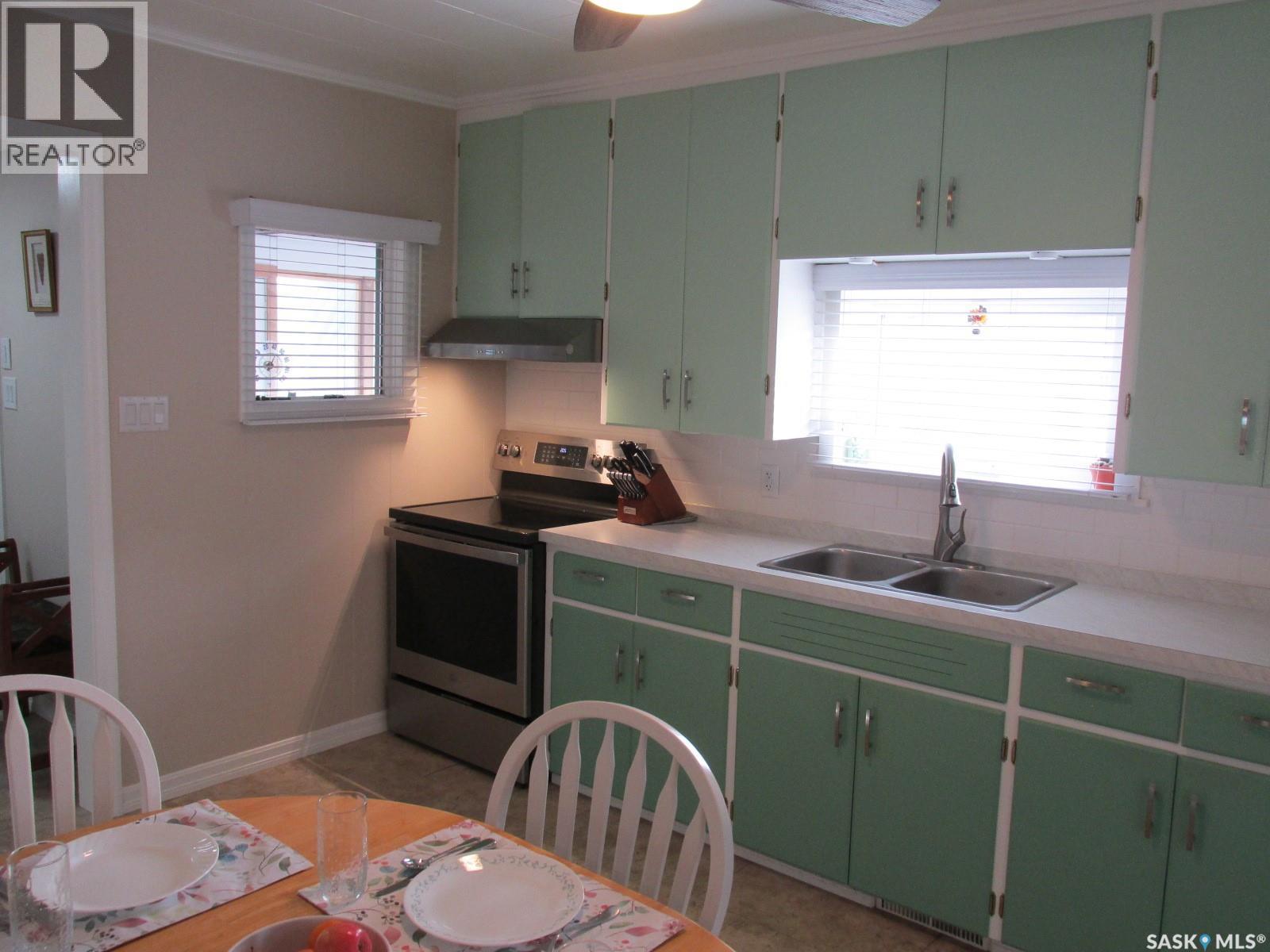 302 Rustad Avenue, White Fox, Saskatchewan  S0J 3B0 - Photo 21 - SK036440