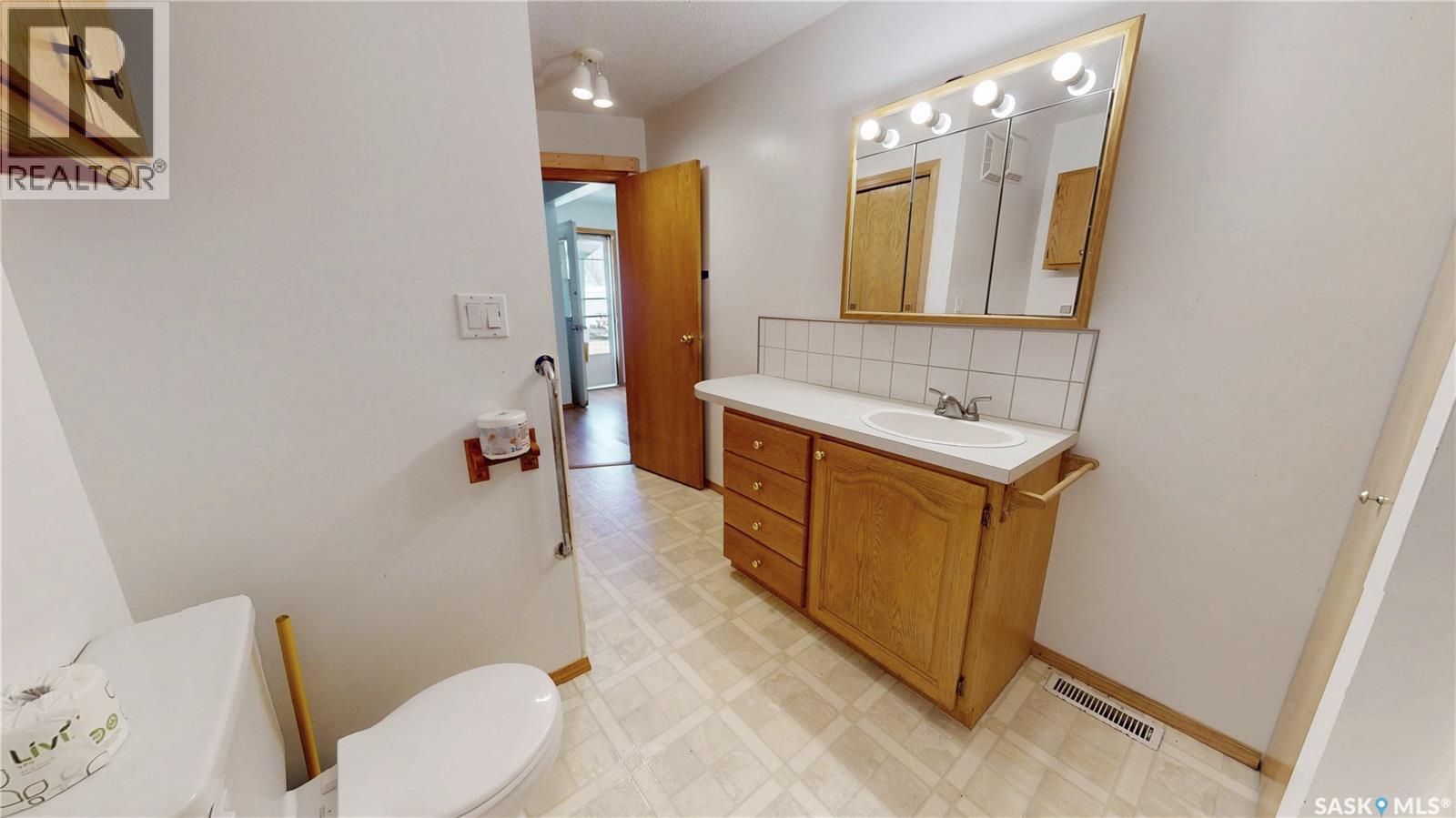 105 Pipestone Avenue, Wawota, Saskatchewan  S0G 5A0 - Photo 16 - SK036434