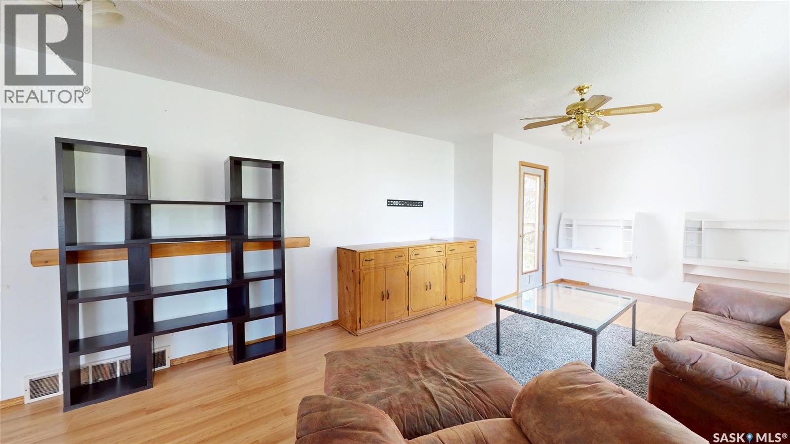 105 Pipestone Avenue, Wawota, Saskatchewan  S0G 5A0 - Photo 9 - SK036434