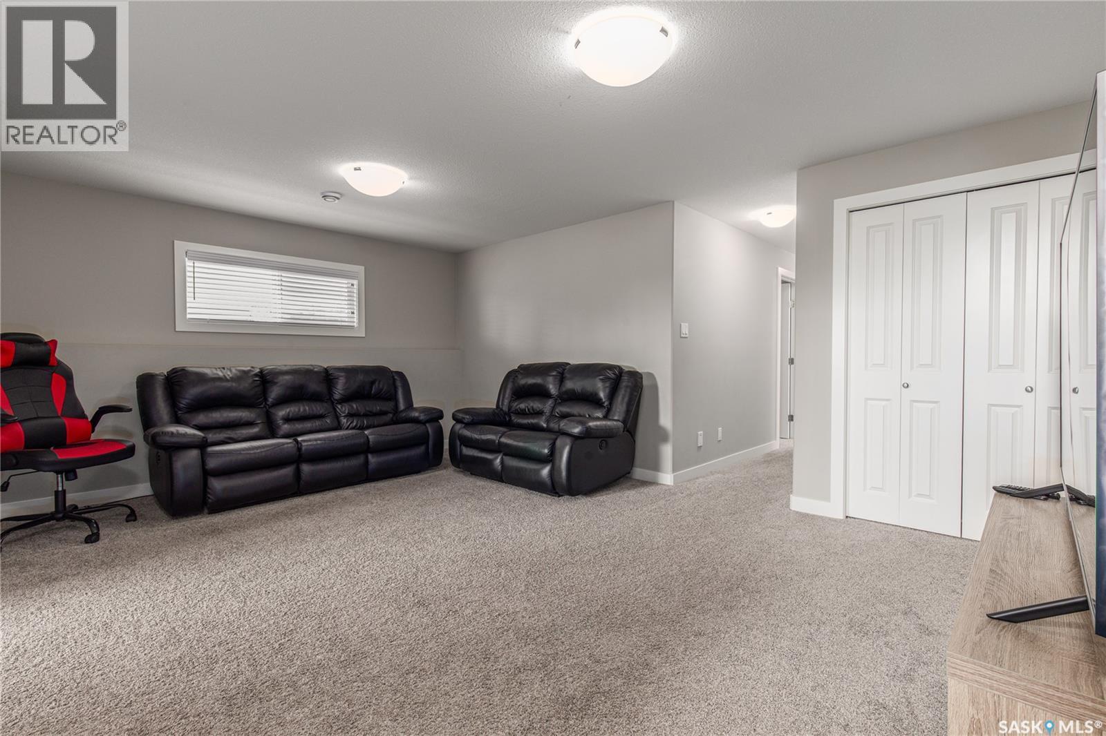 86 Brigham Road, Moose Jaw, Saskatchewan  S6K 0A7 - Photo 41 - SK036388