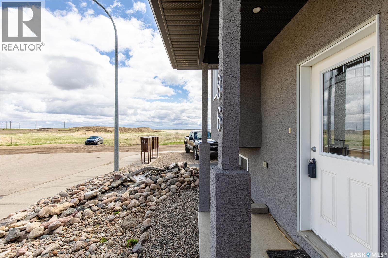 86 Brigham Road, Moose Jaw, Saskatchewan  S6K 0A7 - Photo 9 - SK036388