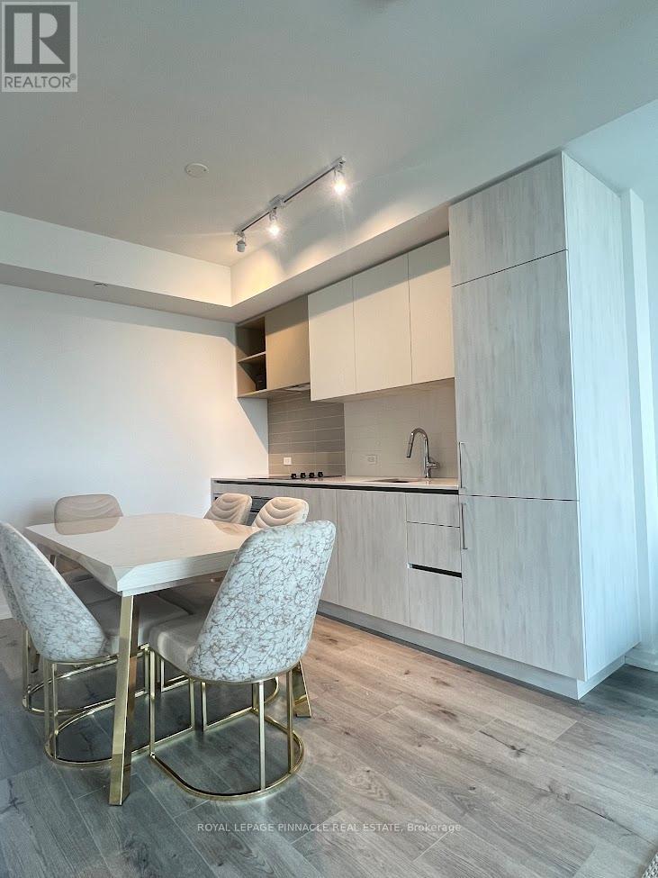 2701 - 7890 Jane Street, Vaughan, Ontario  L4K 0K9 - Photo 3 - N13146224