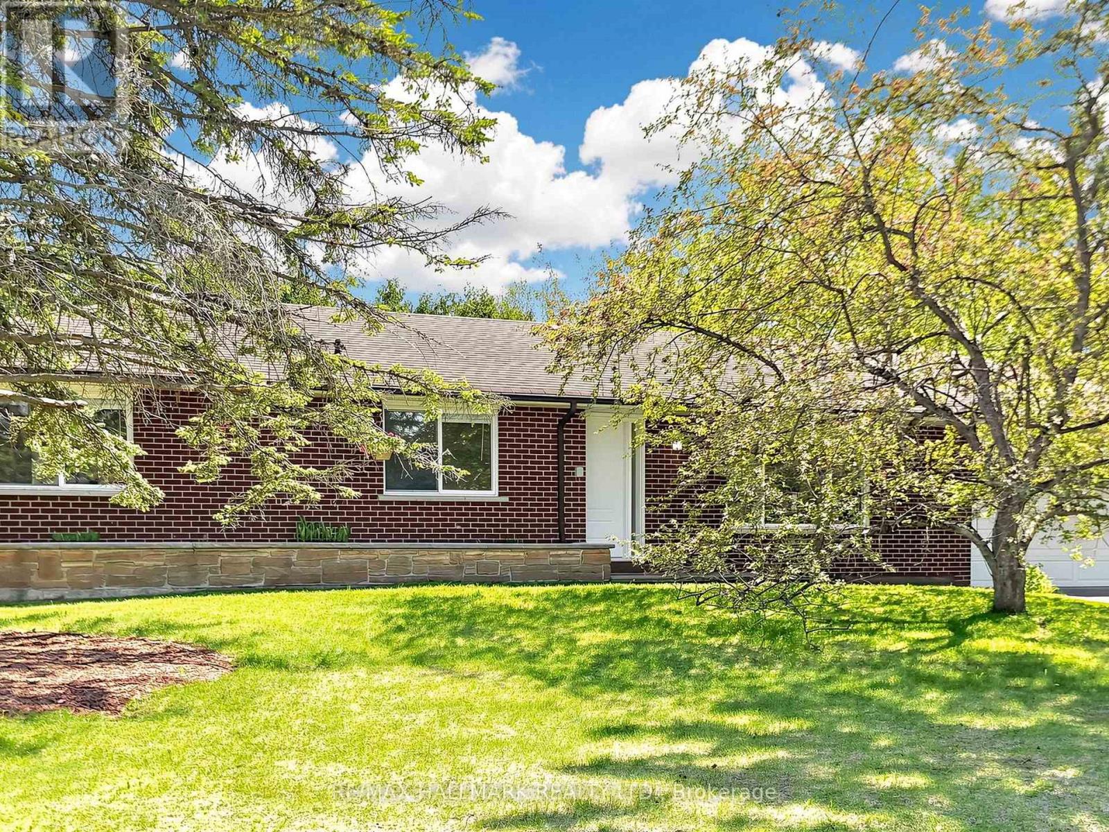 20 JASMINE CRESCENT, Whitchurch-Stouffville, Ontario
