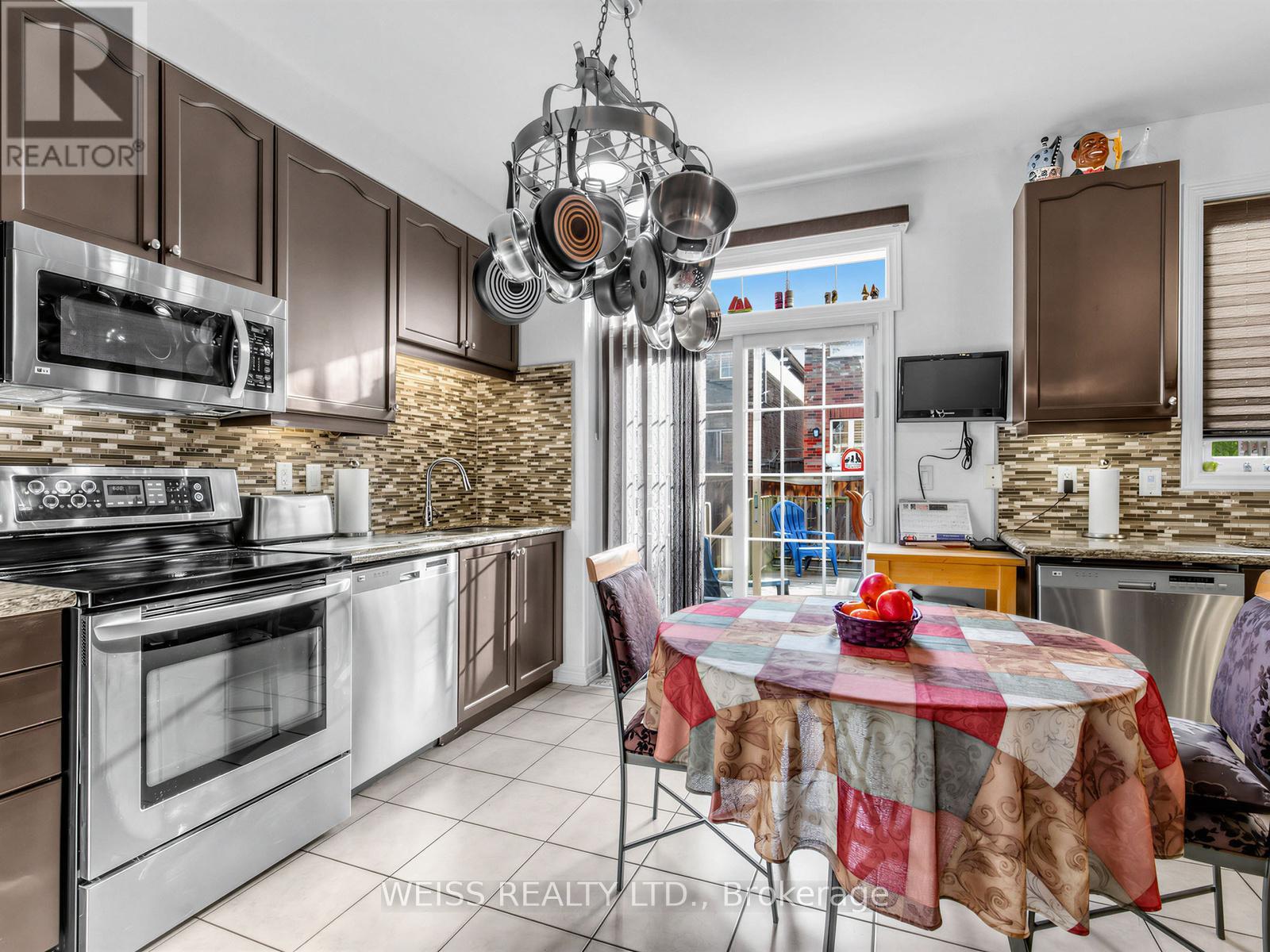 446 Lady Nadia Drive, Vaughan, Ontario  L6A 4G3 - Photo 18 - N13146290