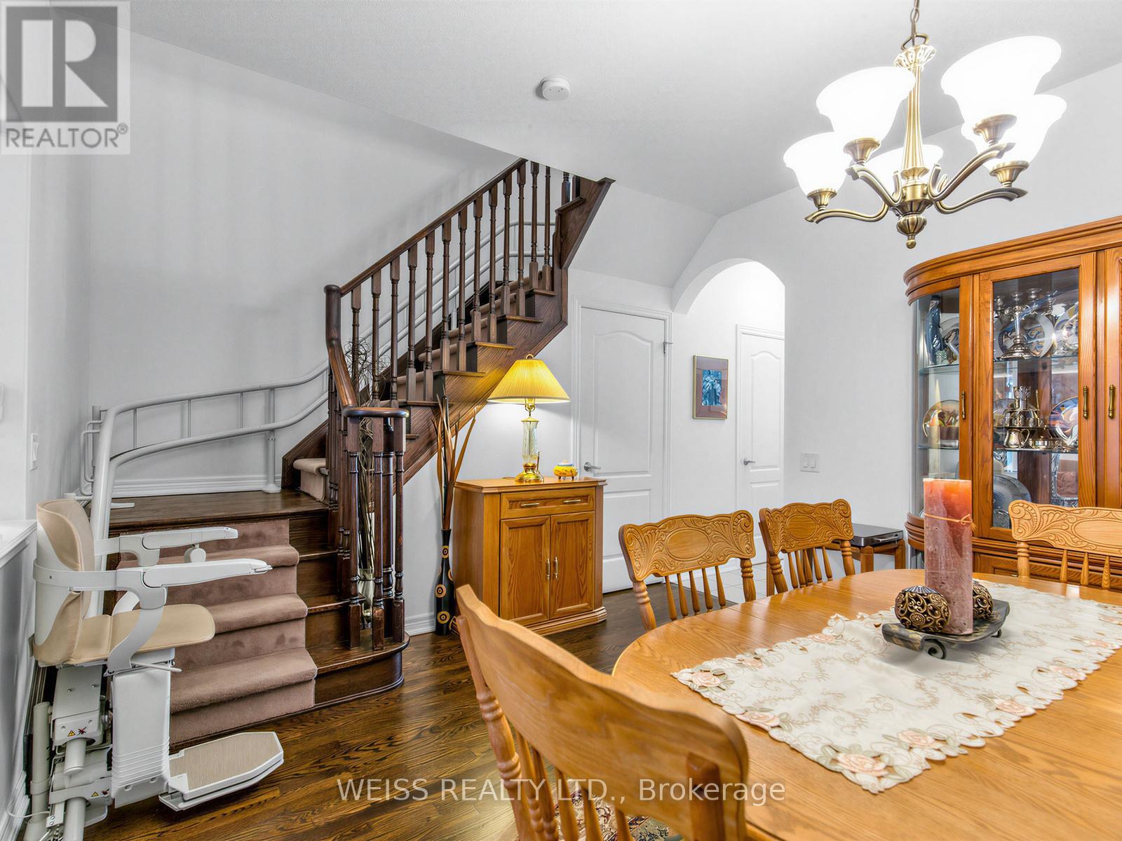 446 Lady Nadia Drive, Vaughan, Ontario  L6A 4G3 - Photo 9 - N13146290