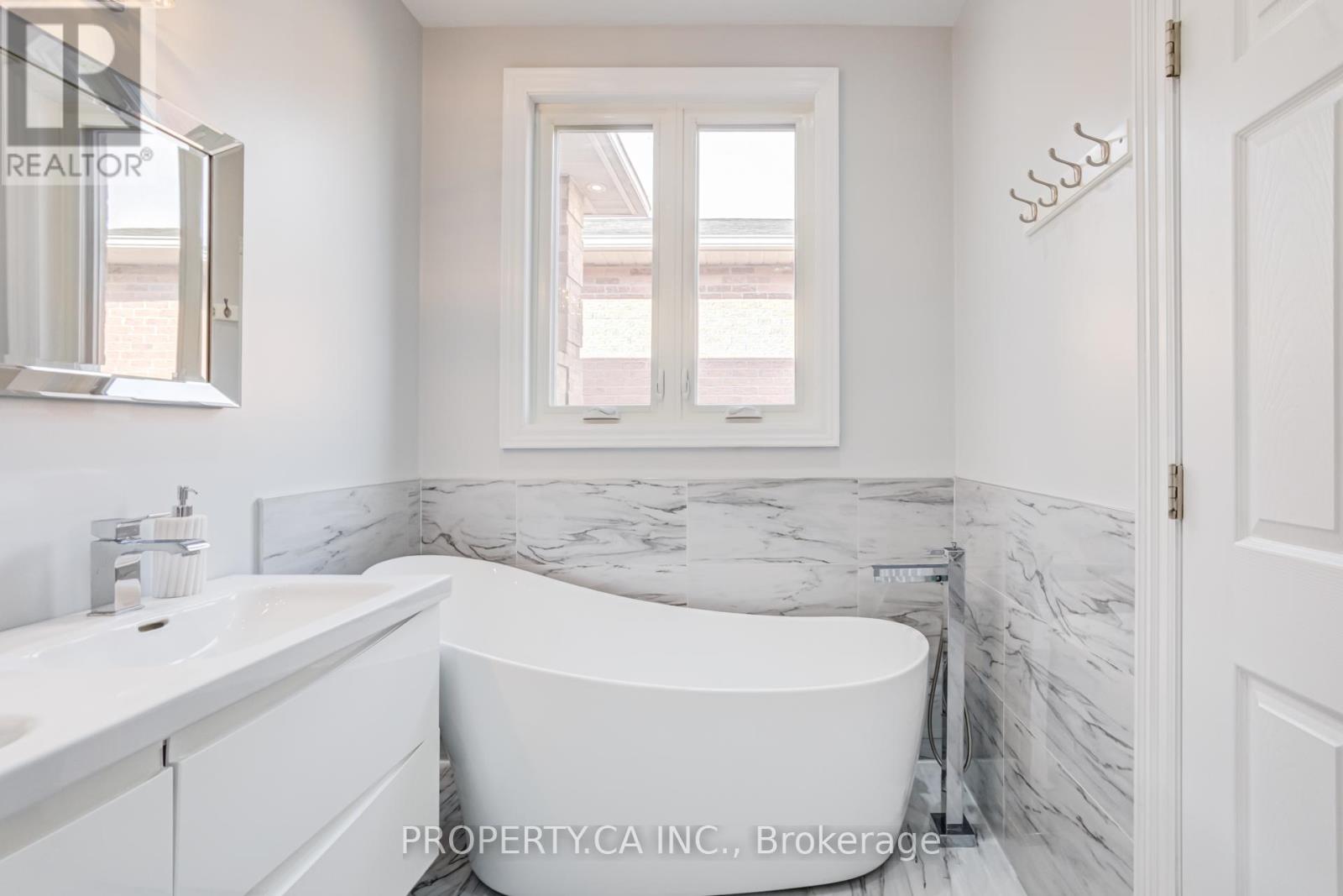 150 Brookmill Drive, Vaughan, Ontario  L4J 6M2 - Photo 24 - N13146320