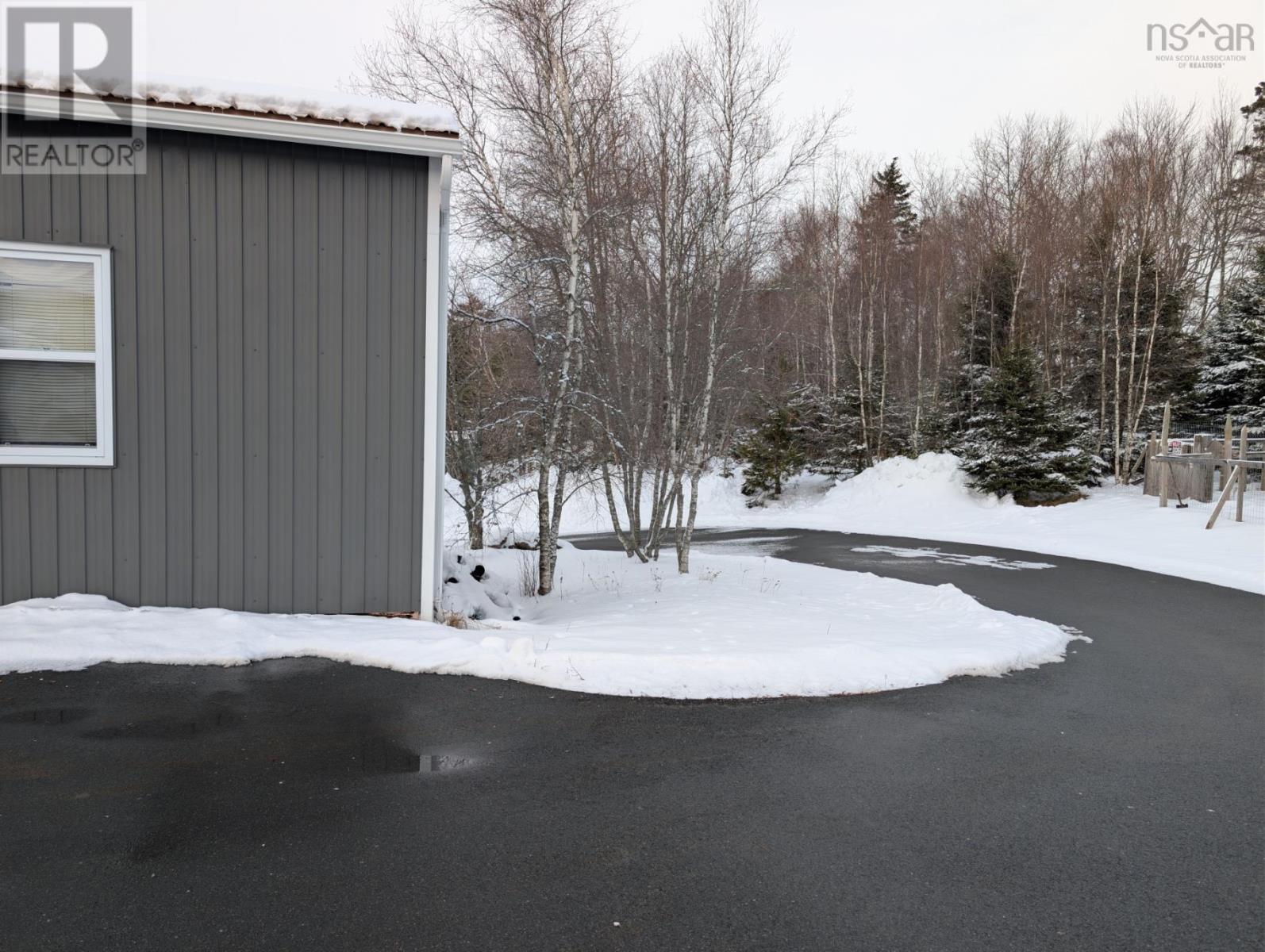 233 Industrial Avenue, Truro, Nova Scotia B2N 6V3 - Photo 5 - 202601836