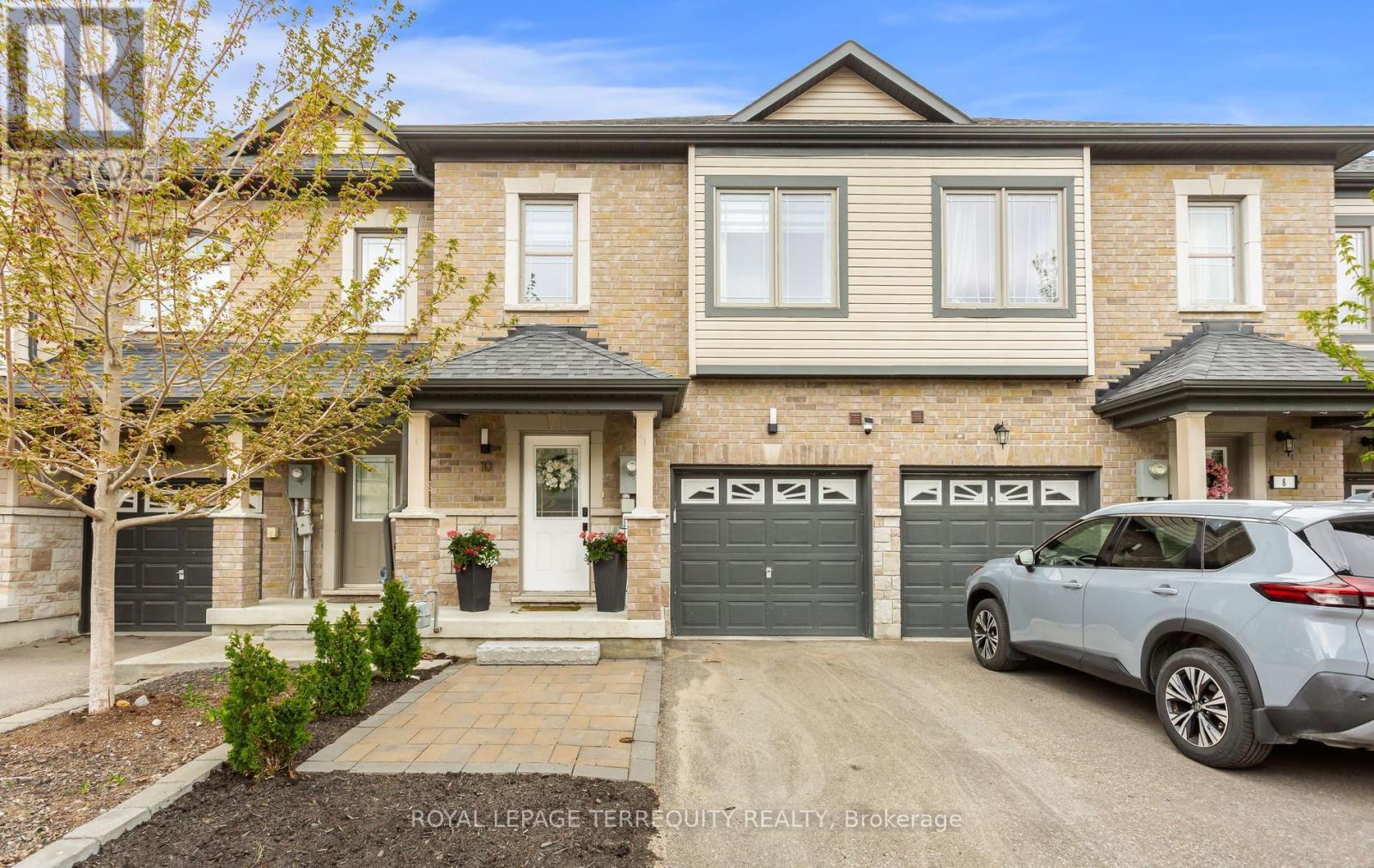 10 DENEB STREET, Barrie, Ontario