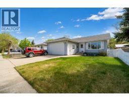 5205 55 Street, Taber, Alberta