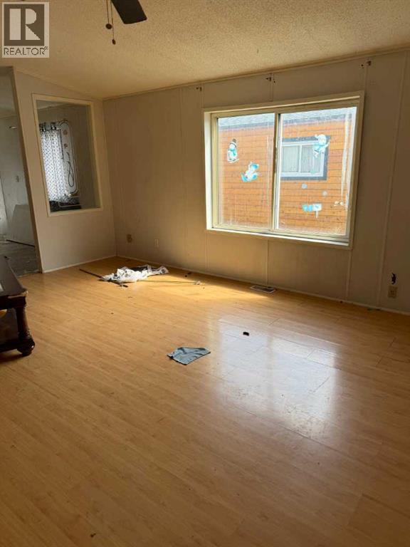 84, 1101 84 Street NE, Calgary, Alberta  T2A 7X2 - Photo 3 - A2256016
