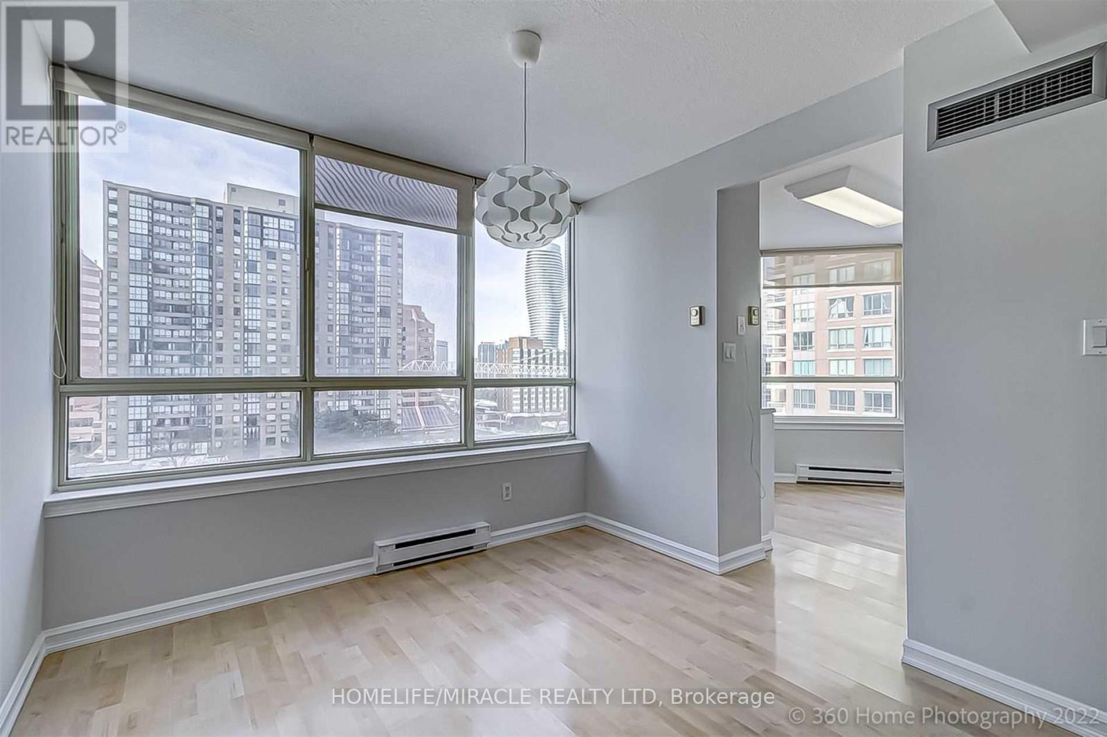 804b - 3605 Kariya Drive, Mississauga, Ontario  L5B 3J2 - Photo 3 - W13146196