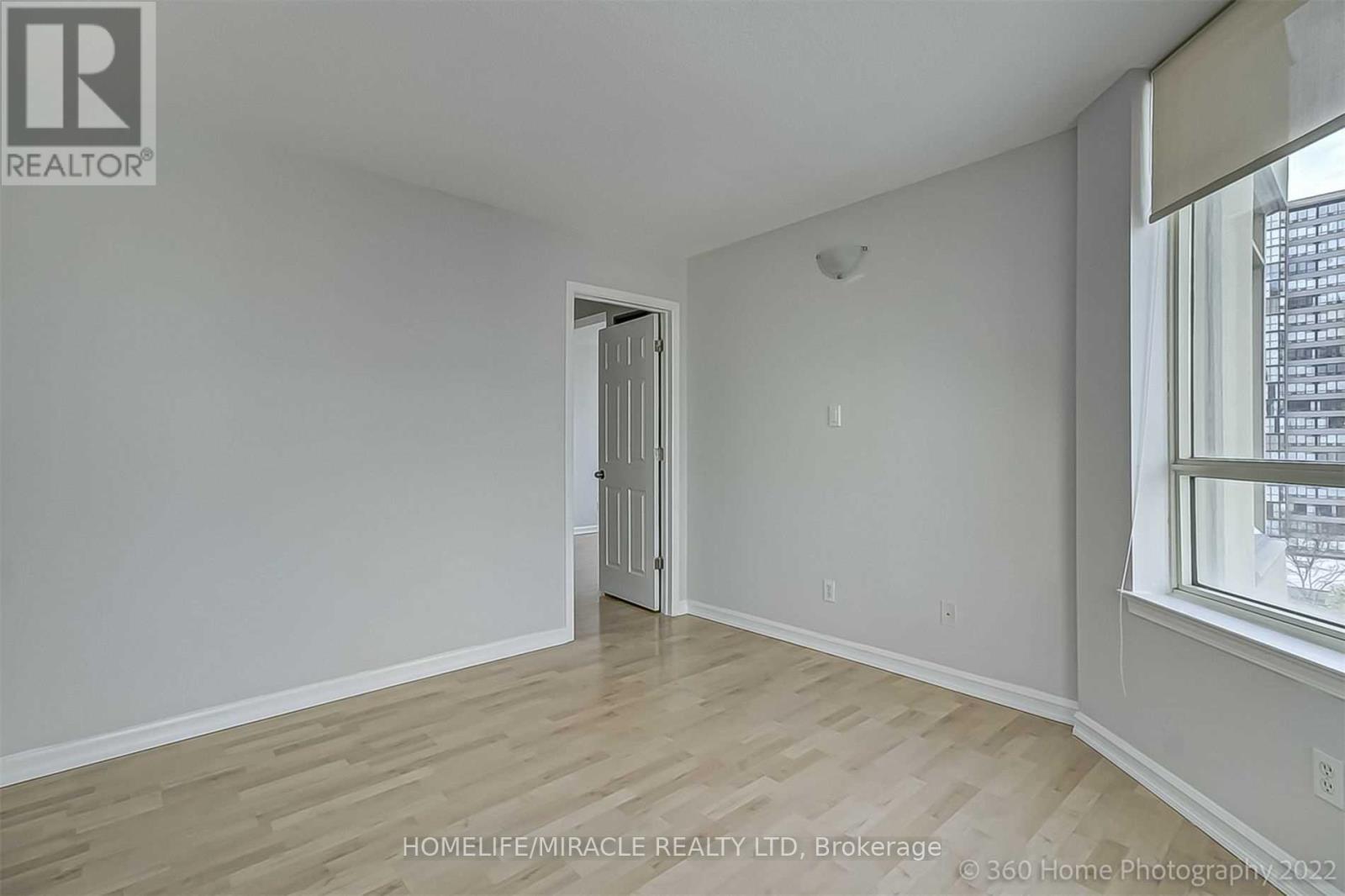 804b - 3605 Kariya Drive, Mississauga, Ontario  L5B 3J2 - Photo 5 - W13146196