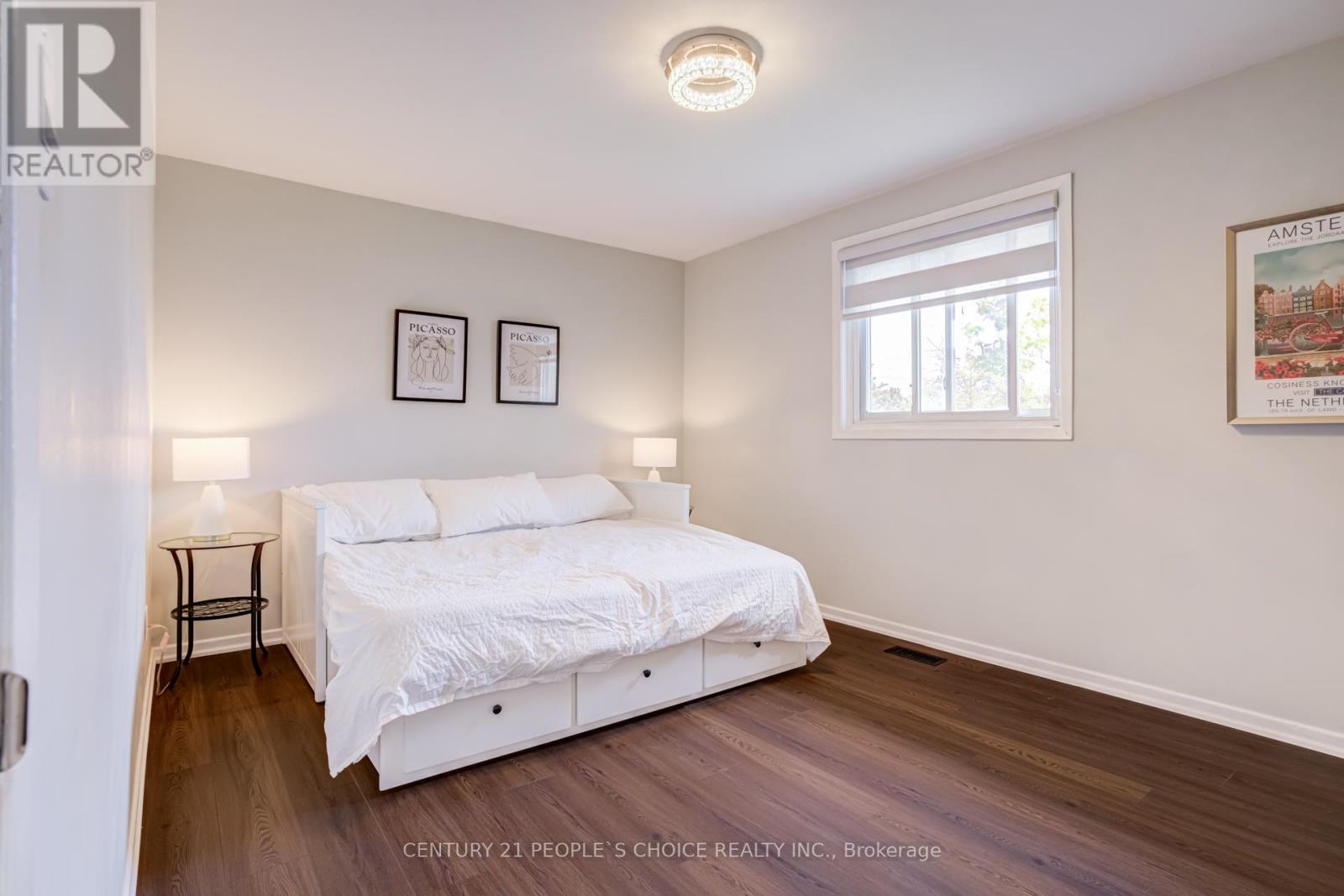91 Golfdown Drive, Toronto, Ontario  M9W 2H9 - Photo 15 - W13146216