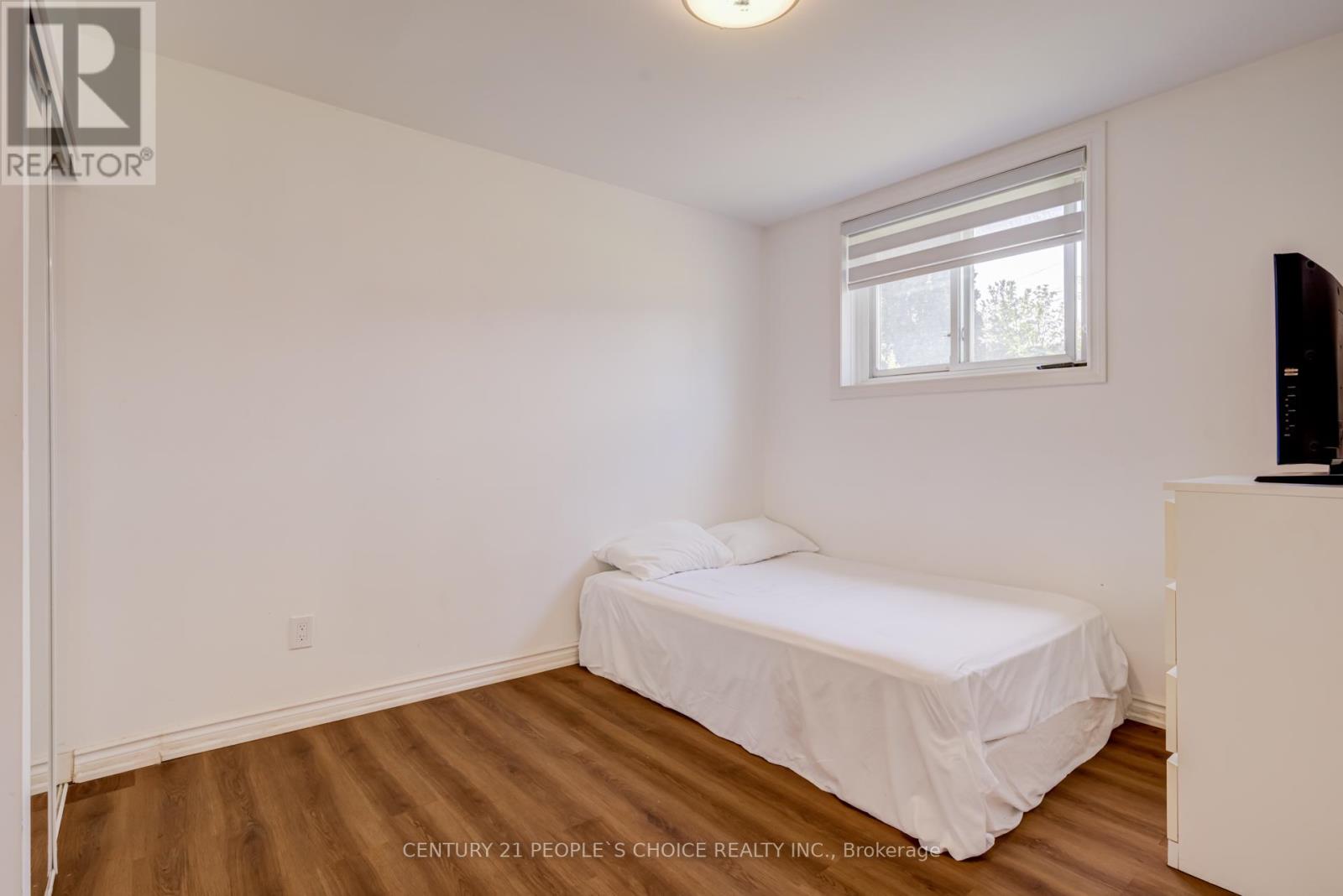 91 Golfdown Drive, Toronto, Ontario  M9W 2H9 - Photo 18 - W13146216