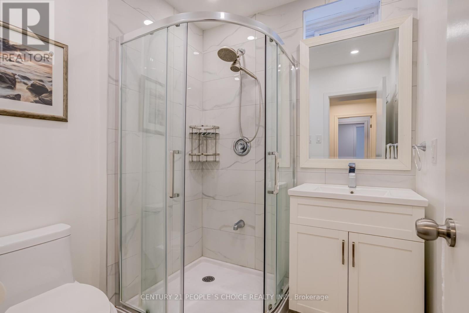 91 Golfdown Drive, Toronto, Ontario  M9W 2H9 - Photo 21 - W13146216