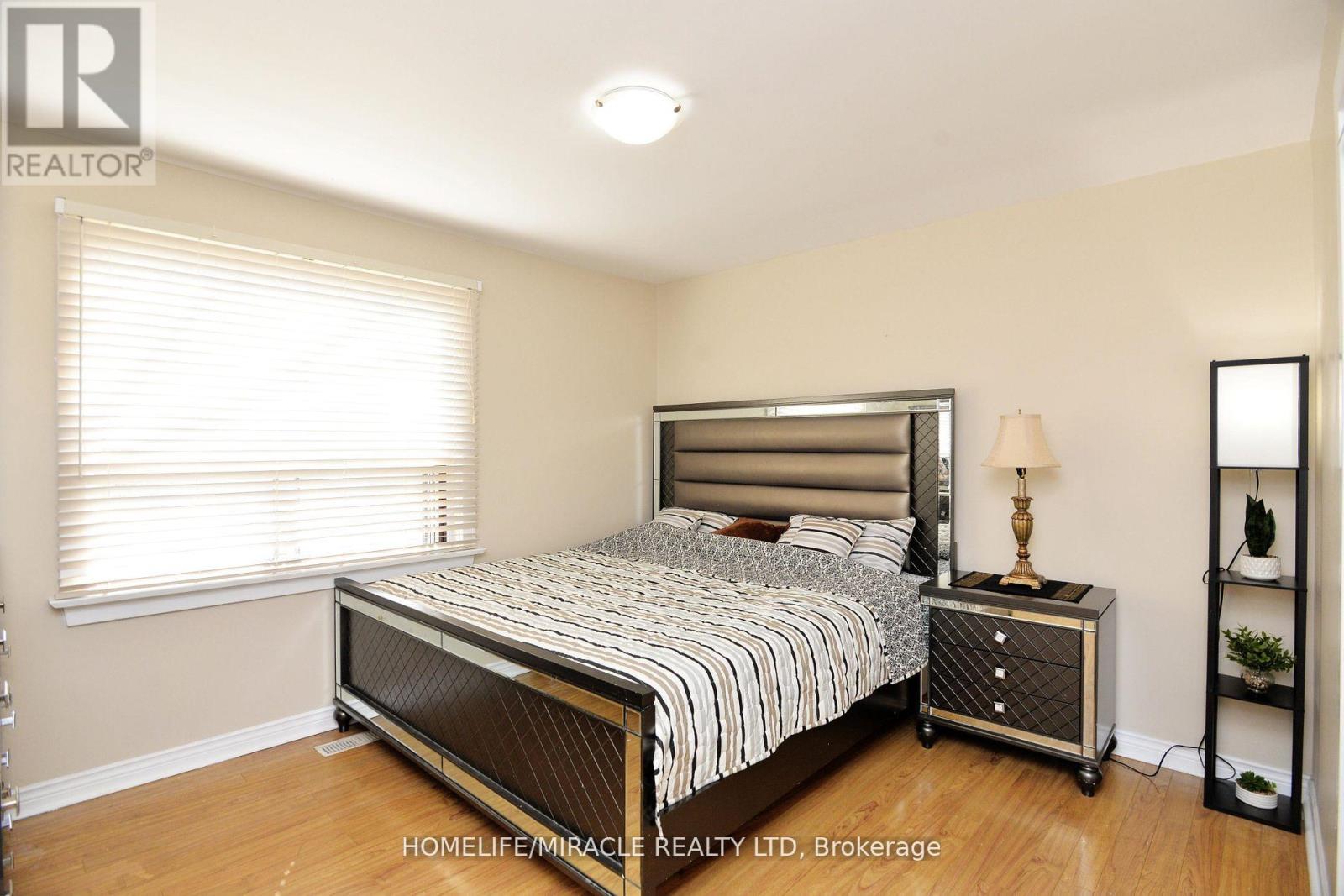 7 Sophia Street, Brampton, Ontario  L6V 1T8 - Photo 19 - W13146218
