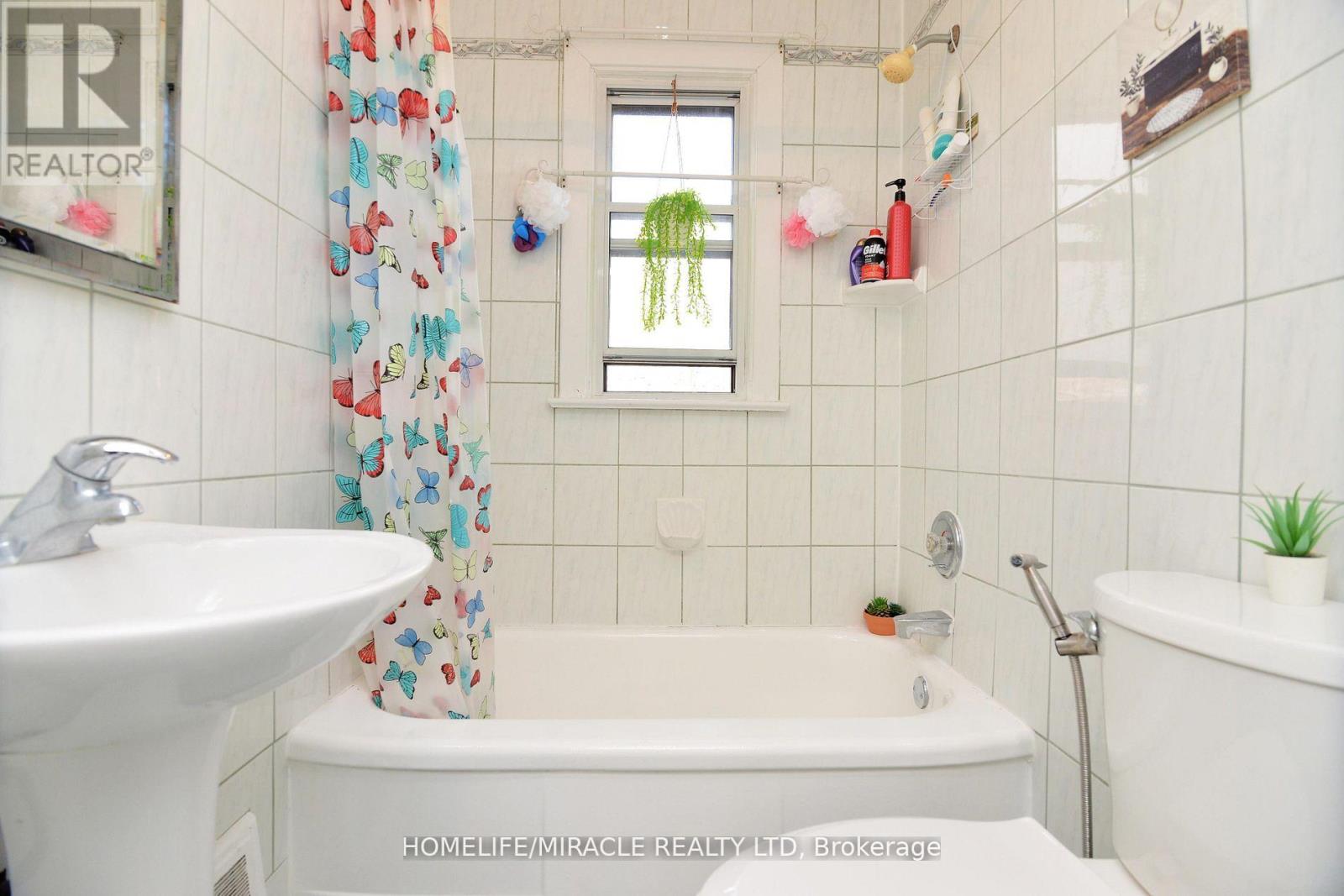 7 Sophia Street, Brampton, Ontario  L6V 1T8 - Photo 29 - W13146218