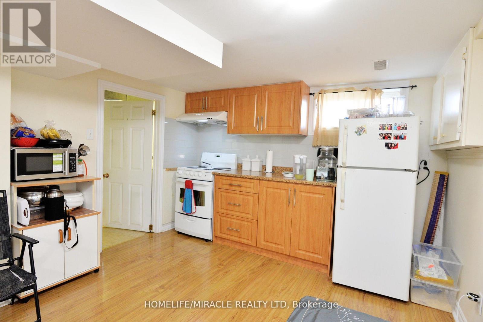 7 Sophia Street, Brampton, Ontario  L6V 1T8 - Photo 34 - W13146218