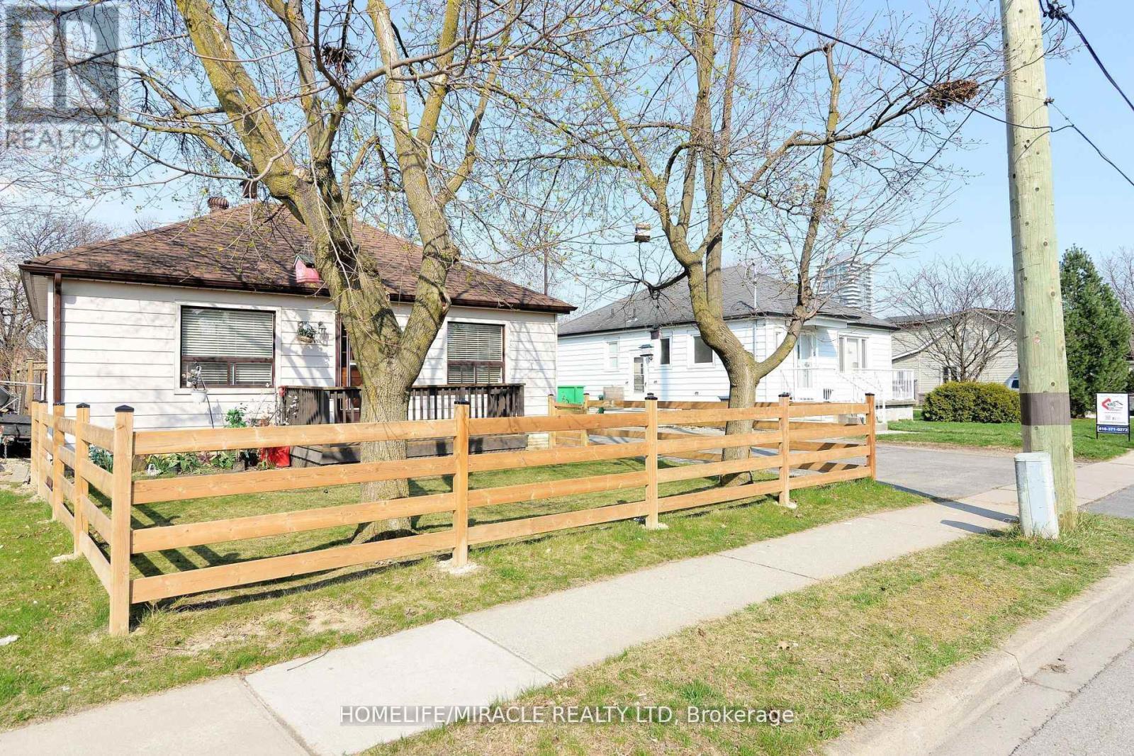 7 Sophia Street, Brampton, Ontario  L6V 1T8 - Photo 37 - W13146218