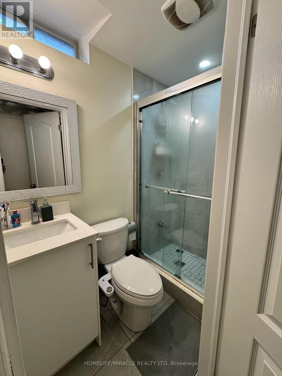 Unit 2-Bsmt - 120 Viceroy Crescent, Brampton, Ontario  L7A 1V4 - Photo 12 - W13146272