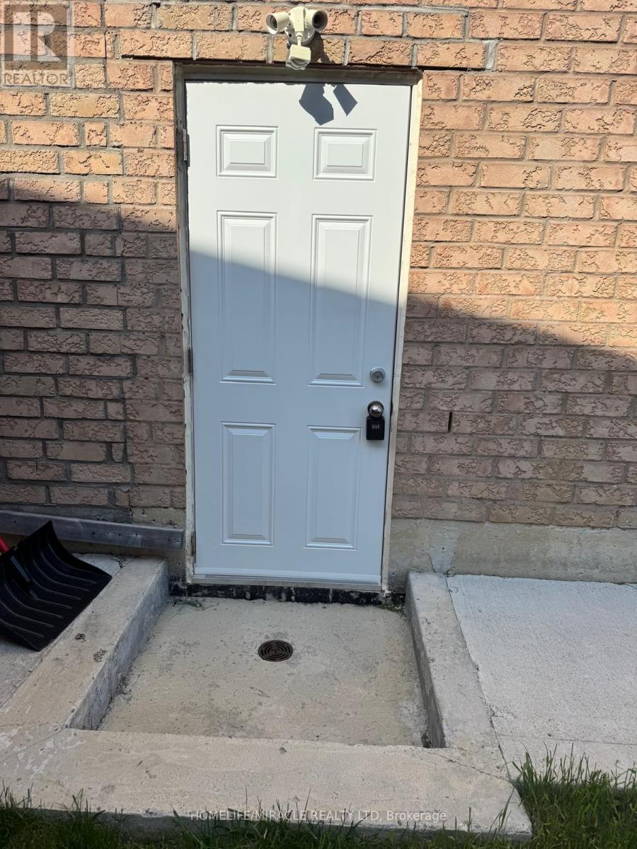 Unit 2-Bsmt - 120 Viceroy Crescent, Brampton, Ontario  L7A 1V4 - Photo 3 - W13146272